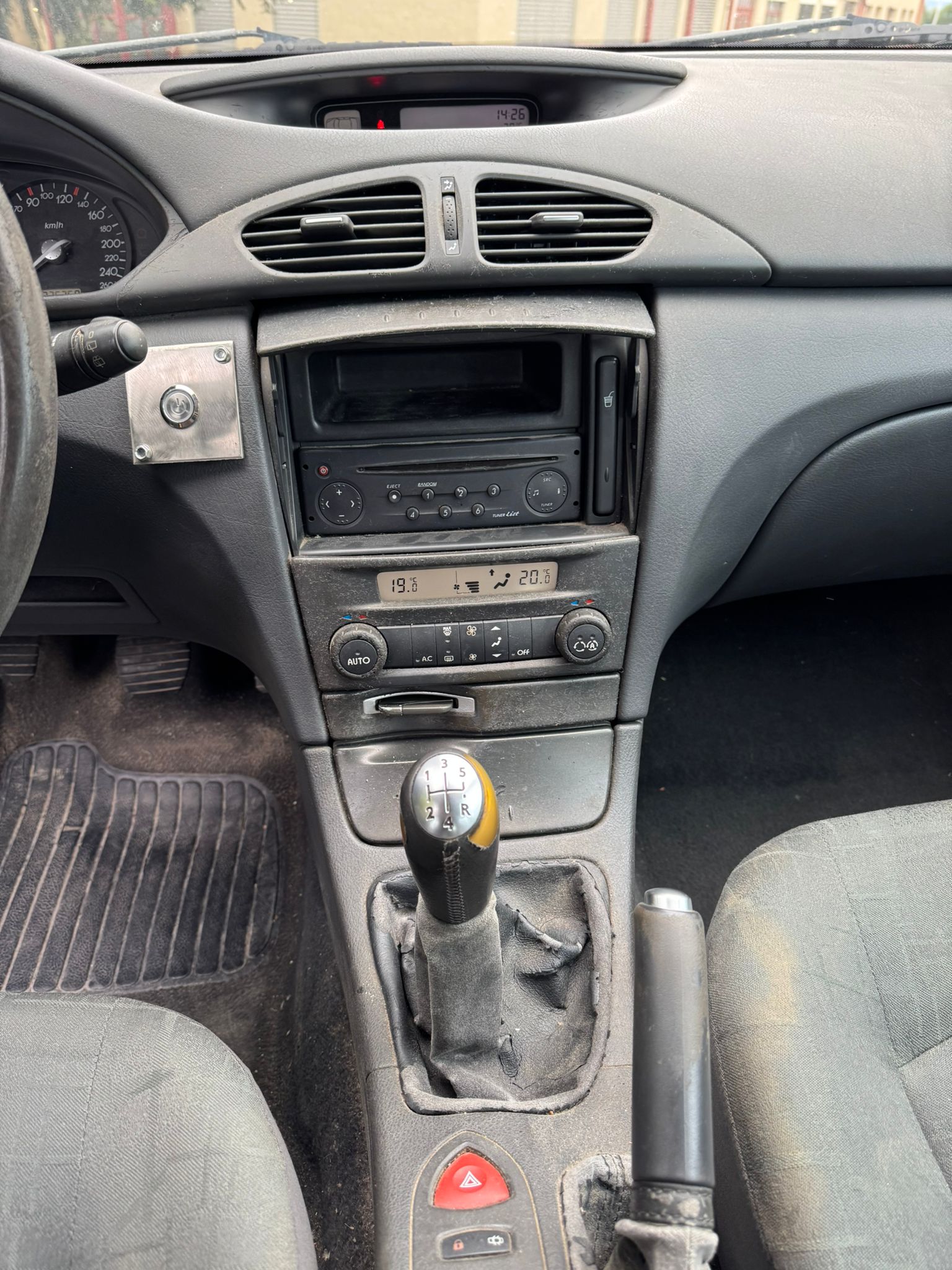 RENAULT Laguna Grandtour 1.8 16V Expression-image-11