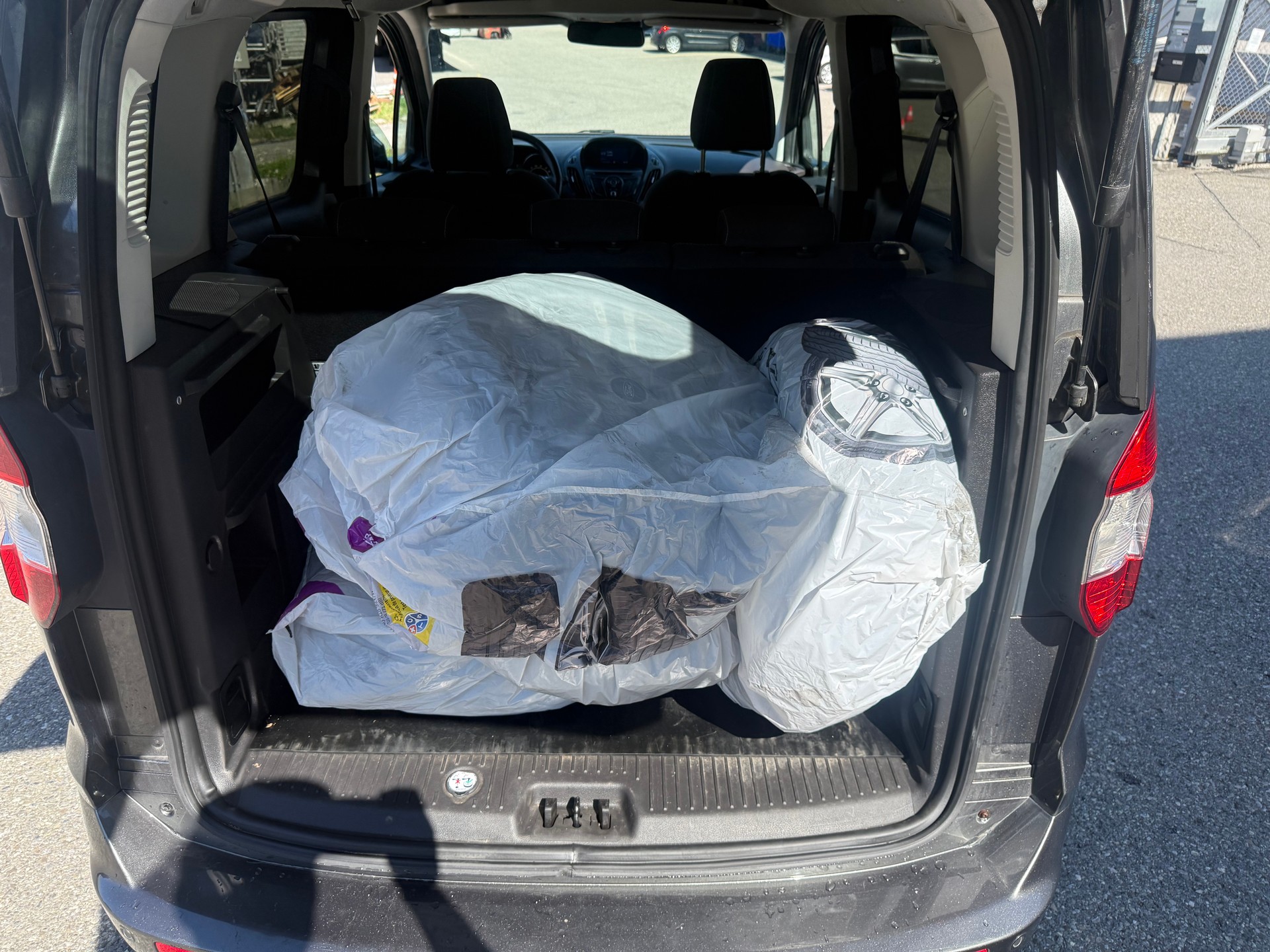 FORD Tourneo Courier 1.0 SCTi Trend-image-8