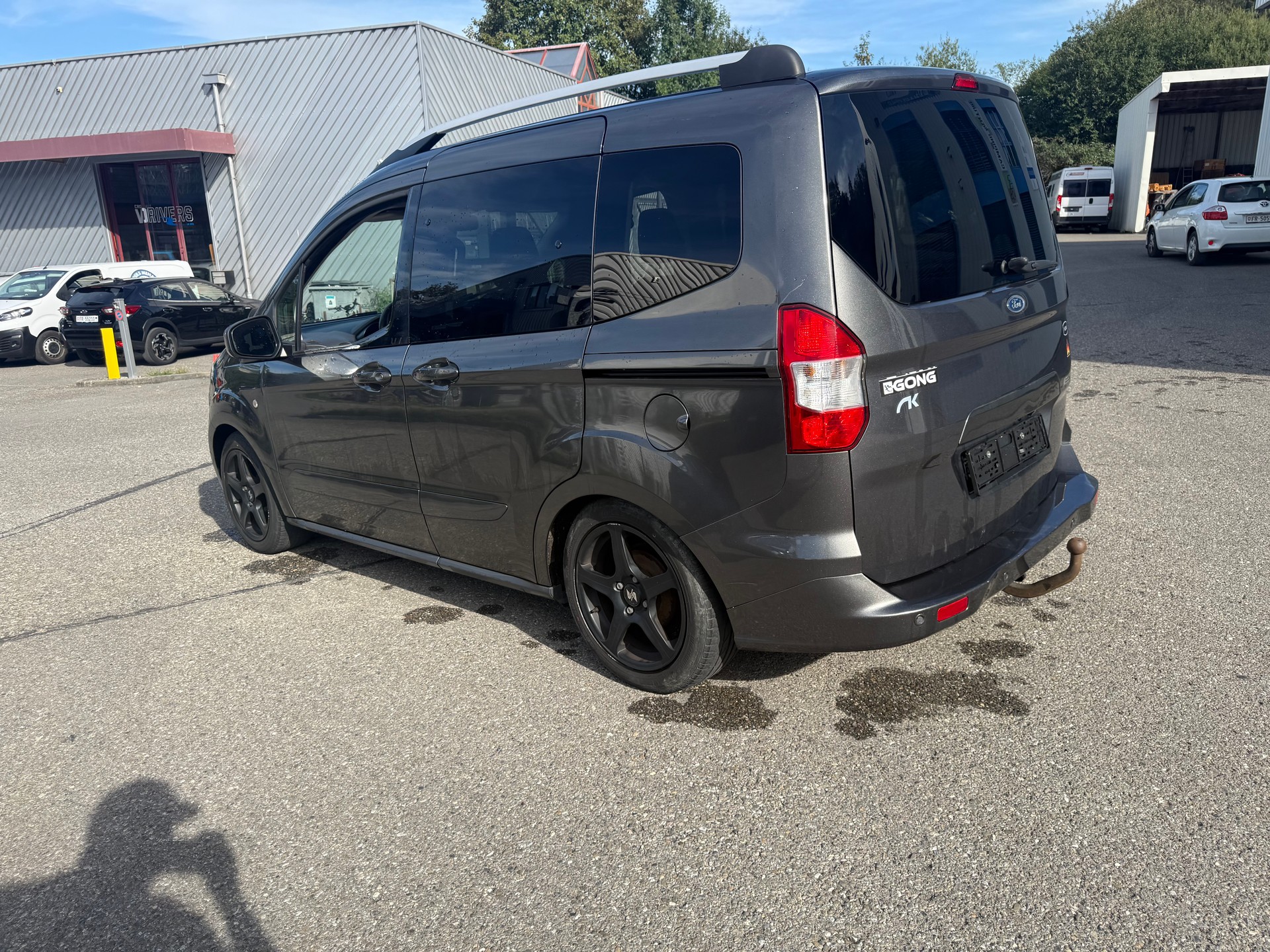 FORD Tourneo Courier 1.0 SCTi Trend-image-5