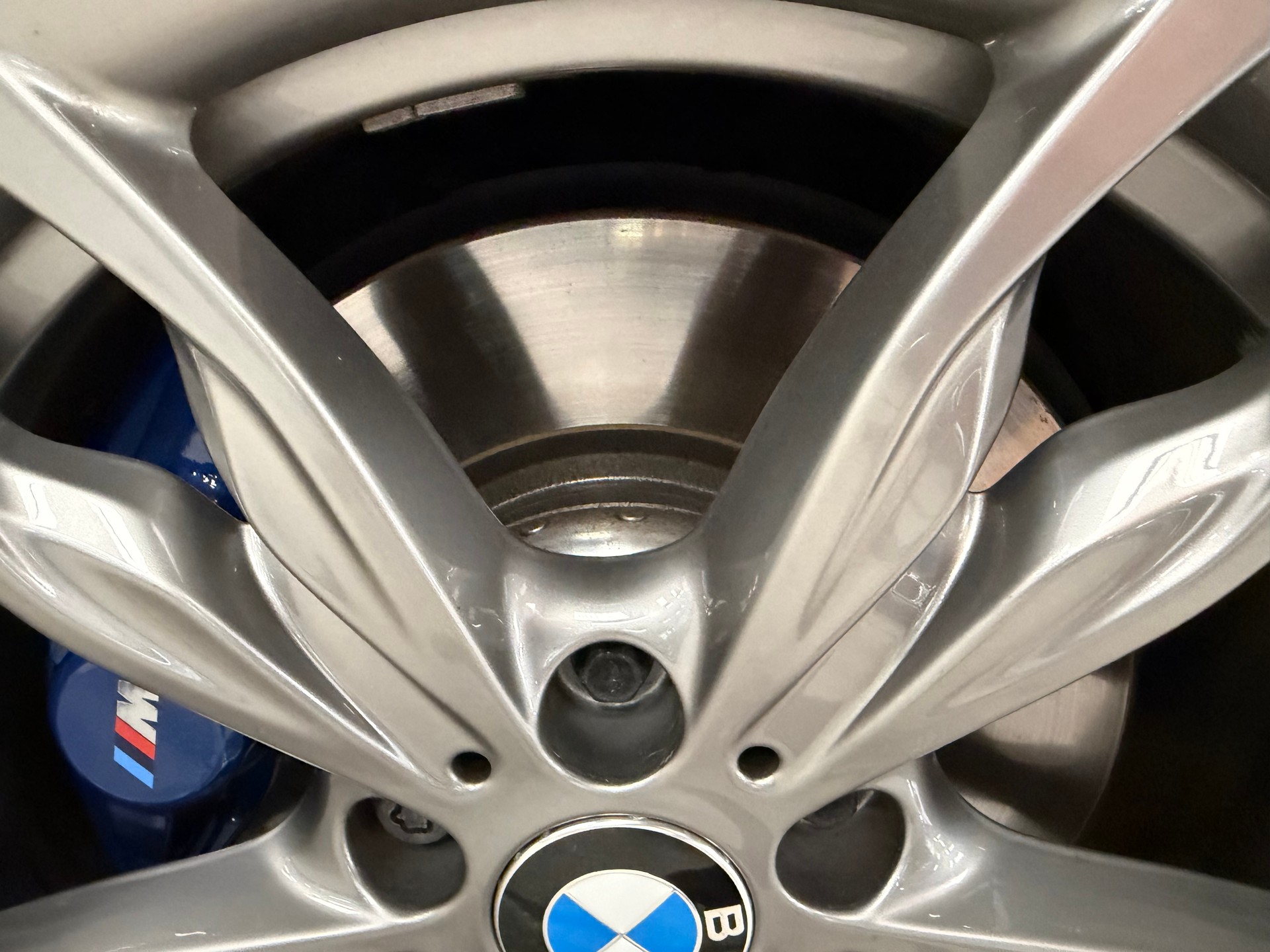 BMW M135i xDrive Steptronic-image-10