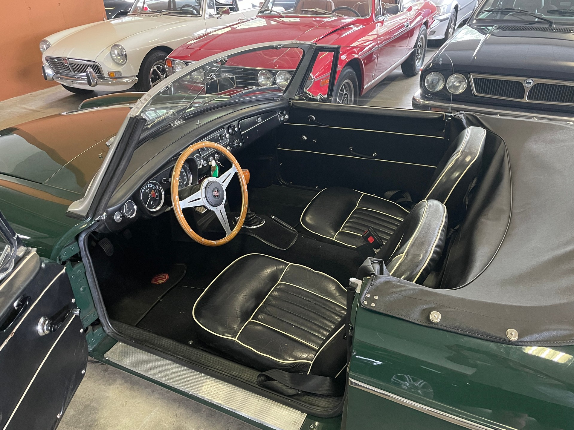 MG MG B Roadster MKI-image-2