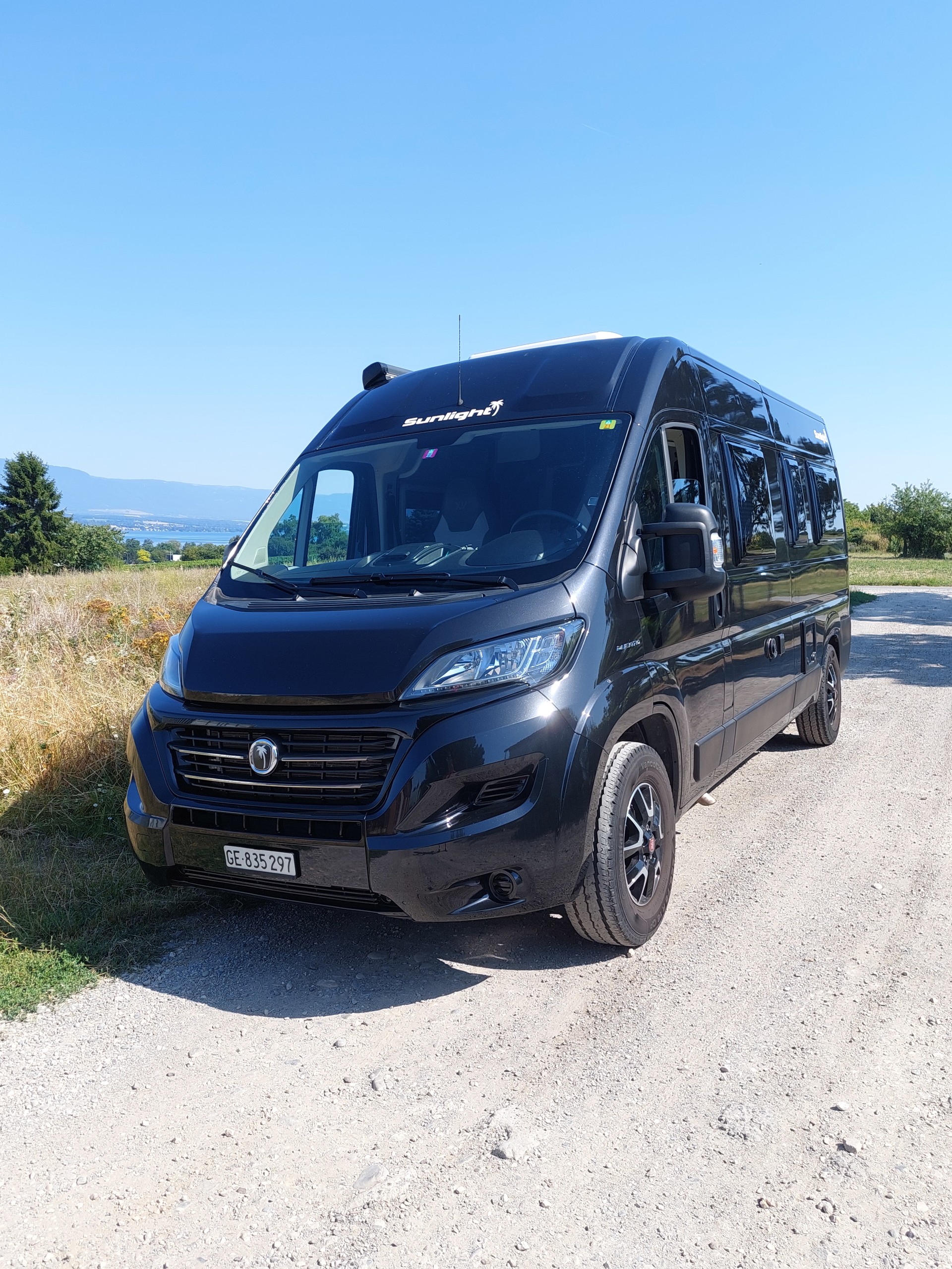 FIAT Sunlight Cliff 600 XV