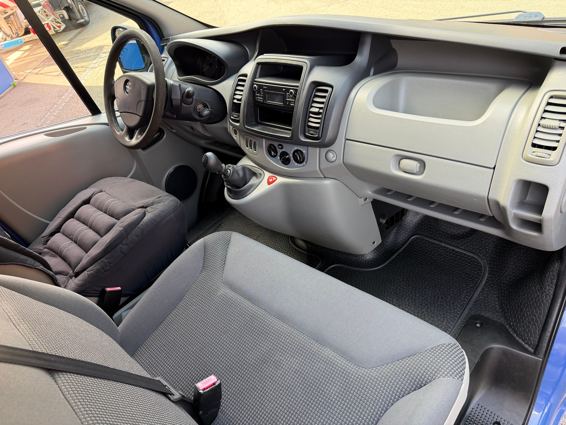 OPEL Vivaro 2.0 CDTI 2.7t L1H1-image-5