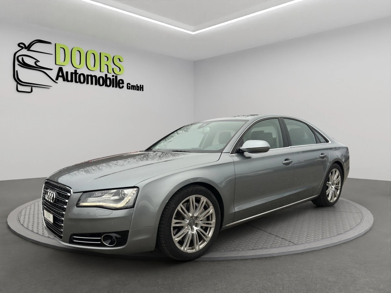 AUDI 4.2 TDI Quatro-showroom-element-1