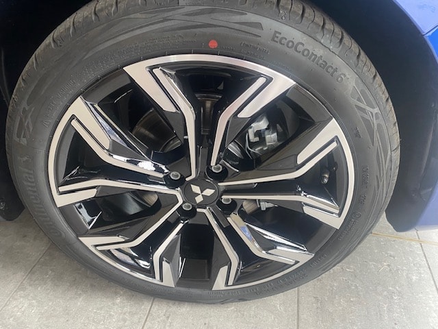 MITSUBISHI Intense HEV 1.6-image-12