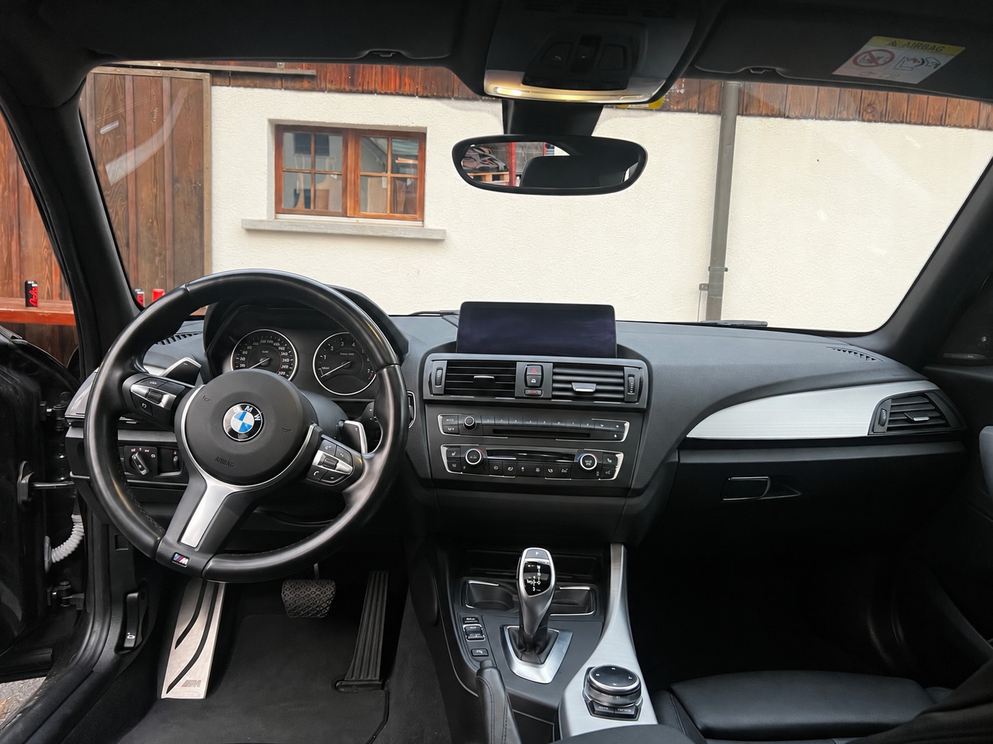 BMW M135i xDrive-image-4