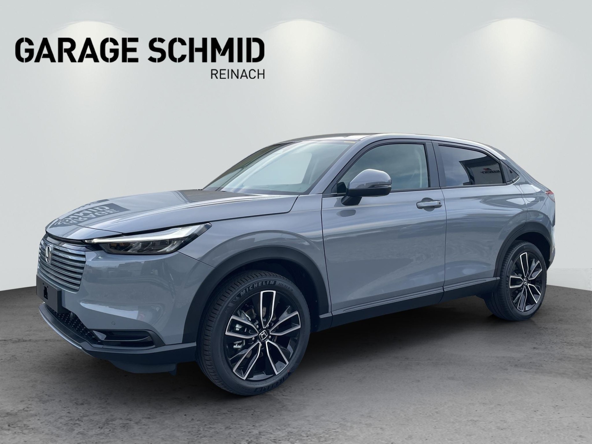 HONDA HR-V 1.5 i-MMD Elegance-showroom-element-2
