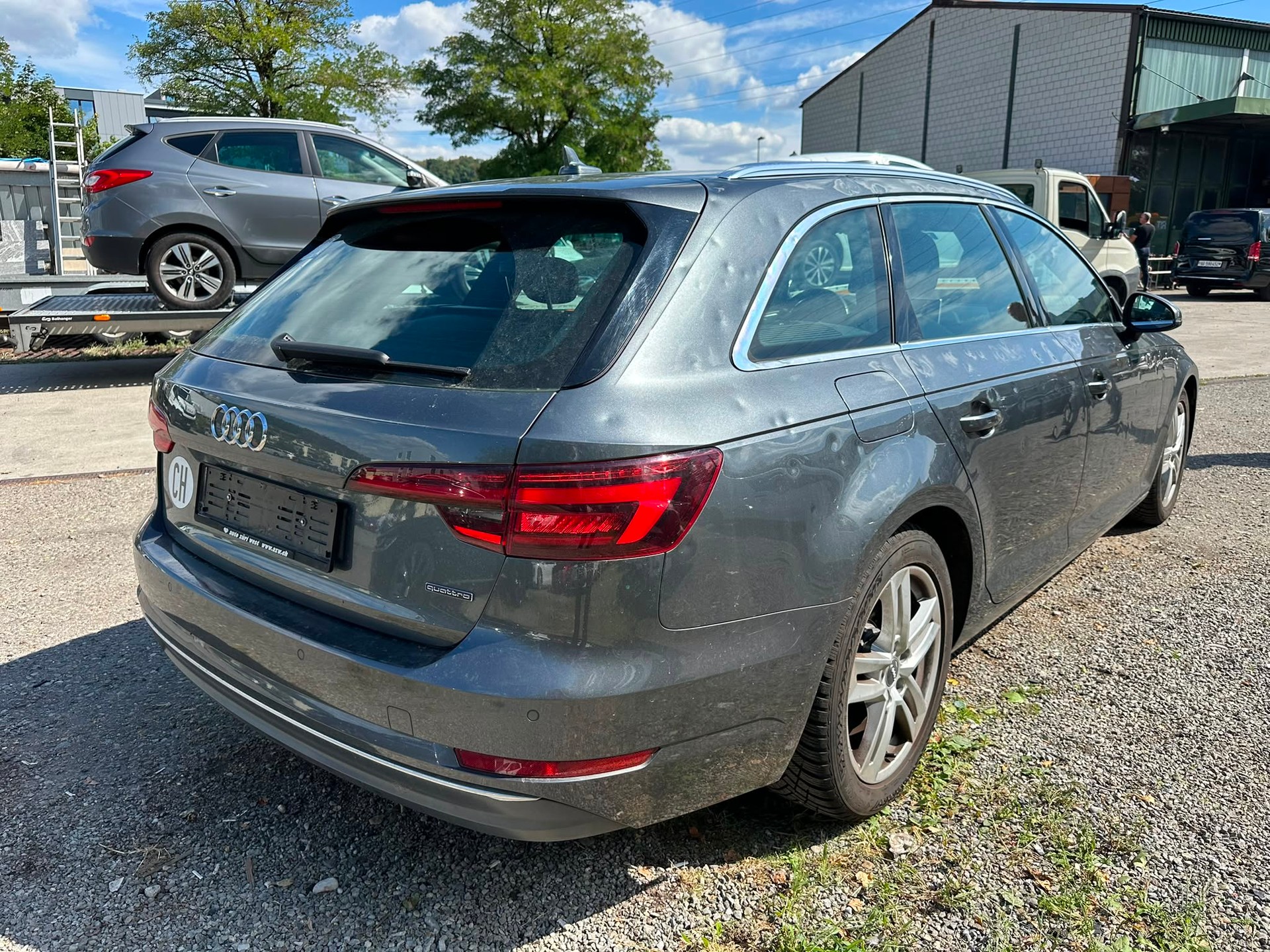 AUDI A4 Avant 2.0 TDI Sport quattro S-tronic-image-10