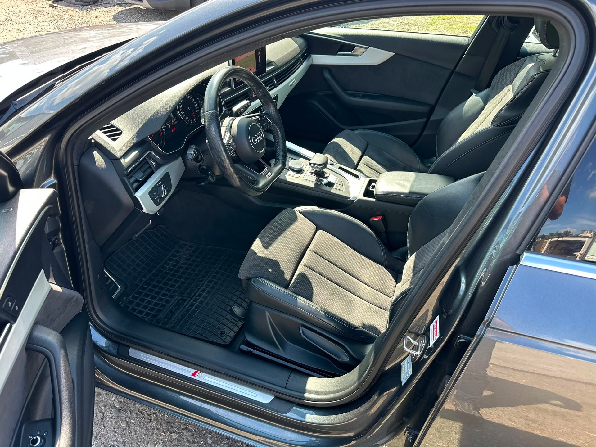 AUDI A4 Avant 2.0 TDI Sport quattro S-tronic-image-5