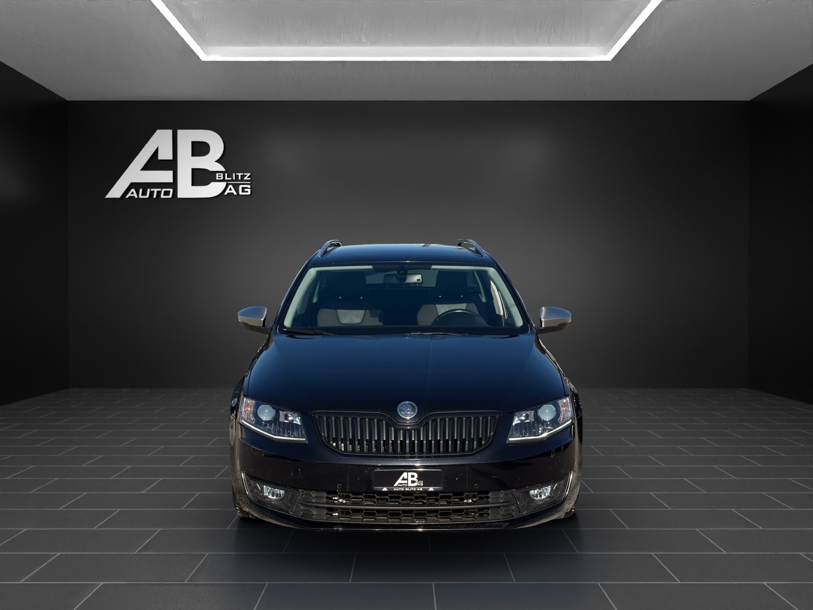 SKODA Octavia Combi 2.0 TDI Ambition DSG mit 150 PS-image-0