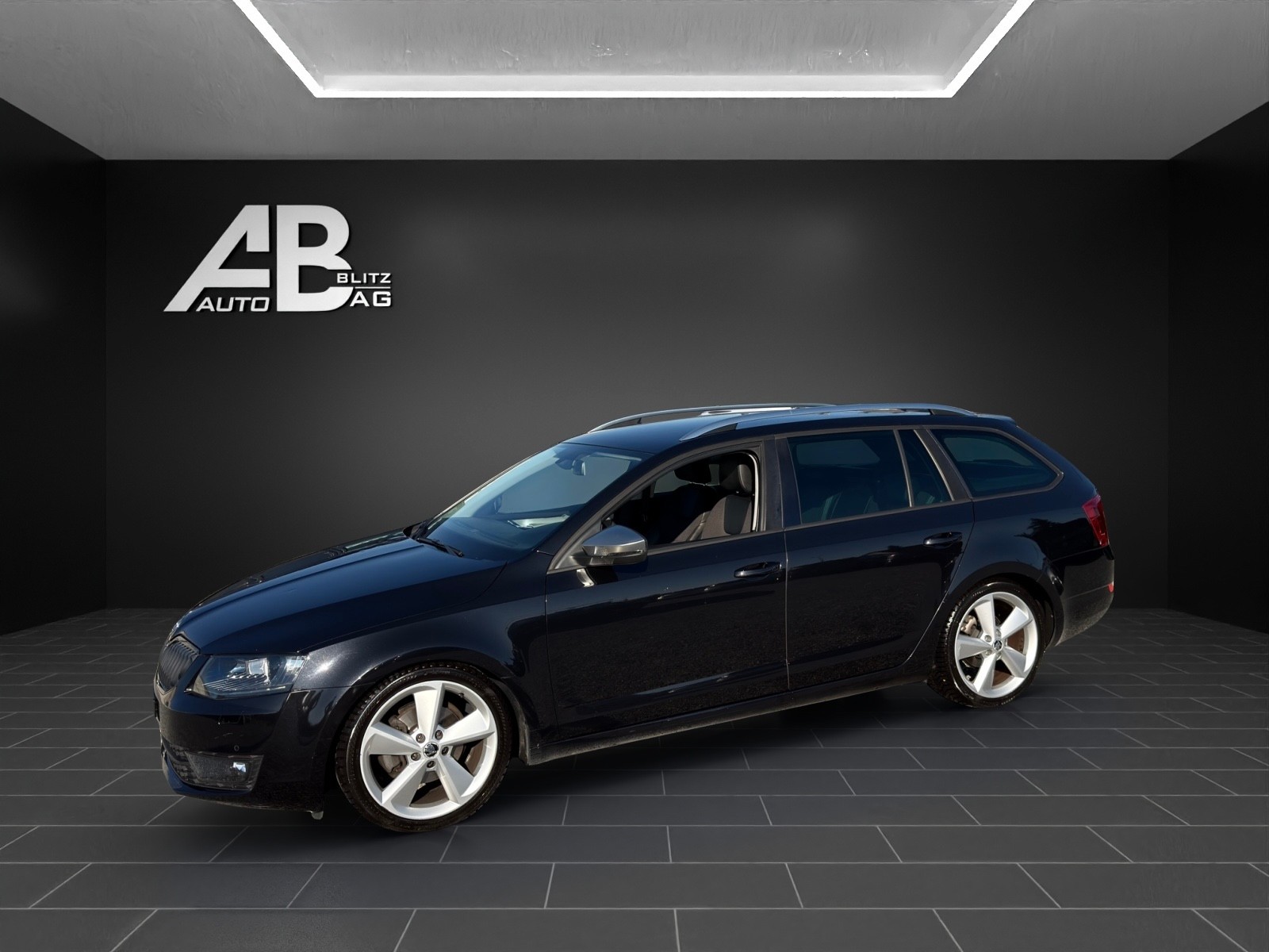 SKODA Octavia Combi 2.0 TDI Ambition DSG mit 150 PS-image-1