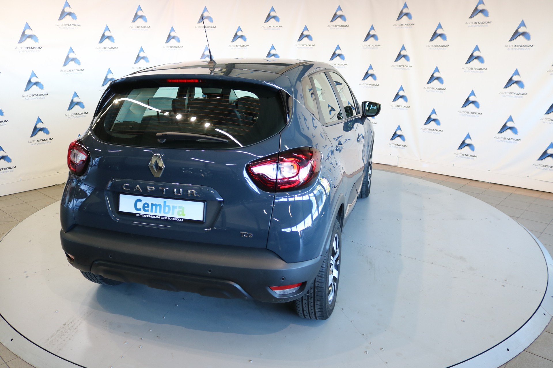 RENAULT Captur 0.9 12V Zen-image-19