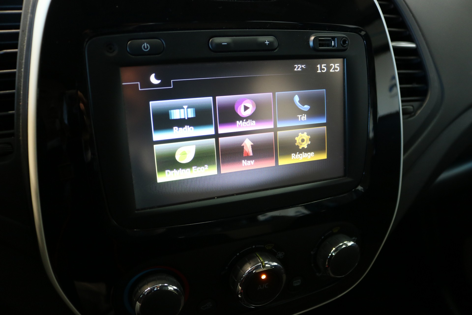 RENAULT Captur 0.9 12V Zen-image-43