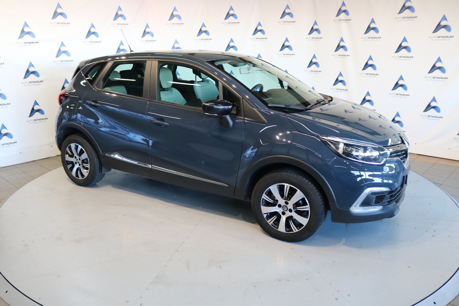 RENAULT Captur 0.9 12V Zen-image-25