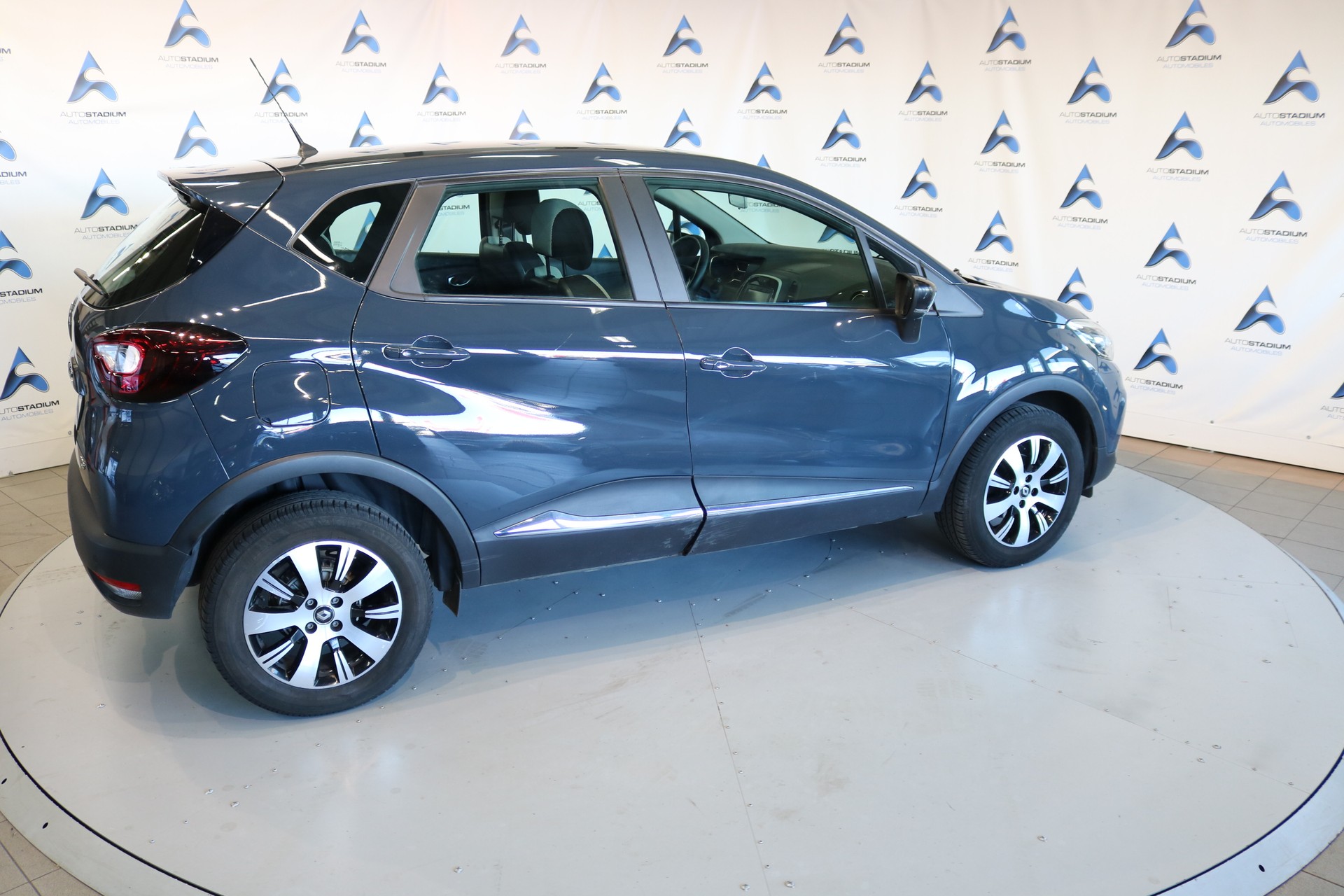 RENAULT Captur 0.9 12V Zen-image-22