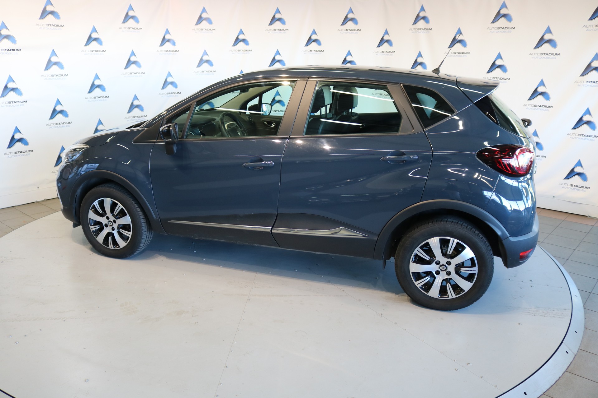 RENAULT Captur 0.9 12V Zen-image-14
