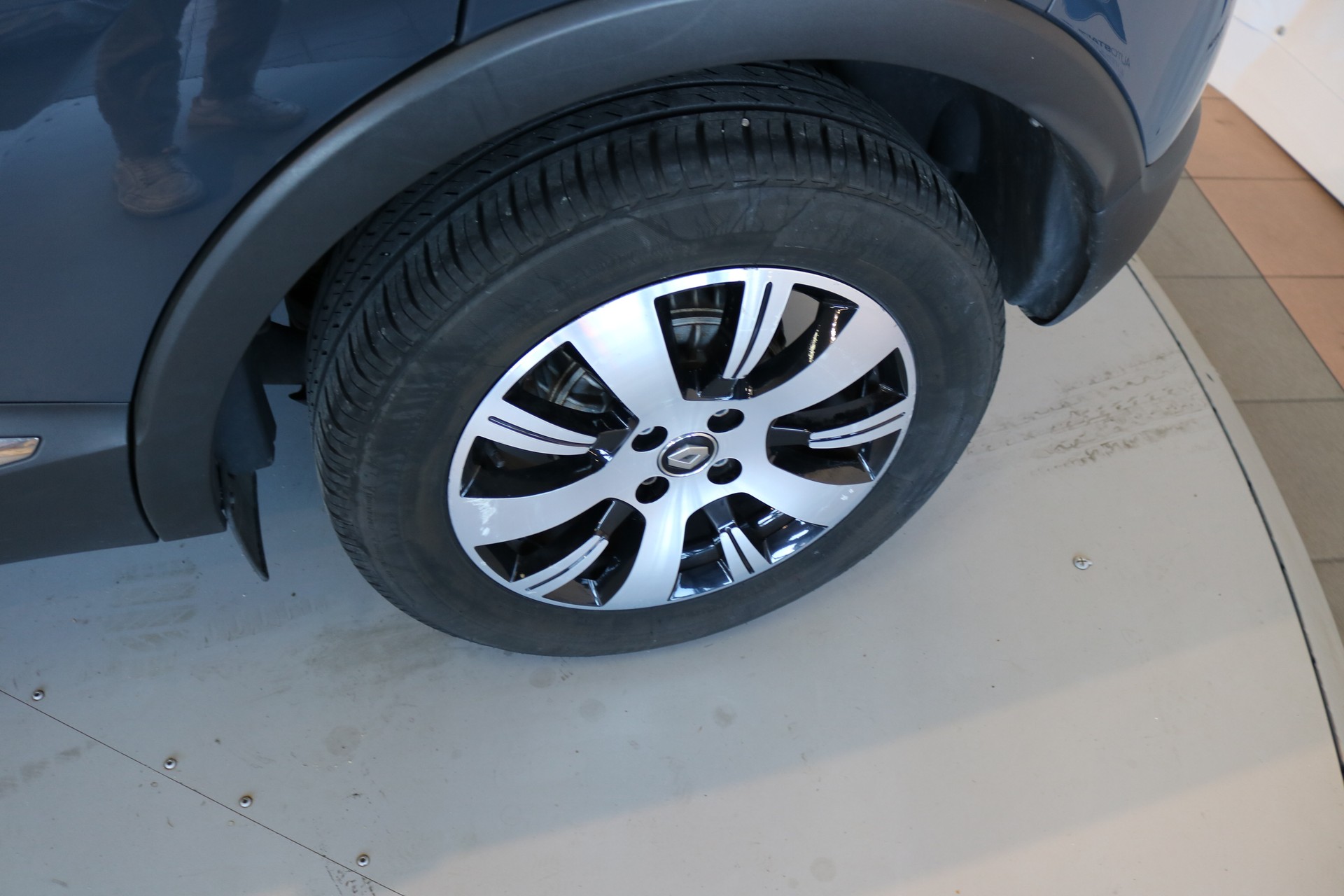 RENAULT Captur 0.9 12V Zen-image-28
