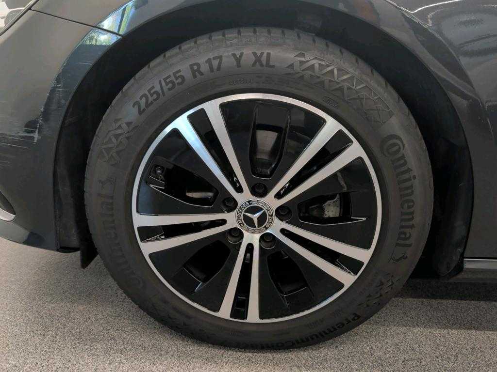 MERCEDES-BENZ E 220 d T 9G-Tronic ** CH Fahrzeug ** 1. Hand ** Frisch ab MFK und Service **-image-2