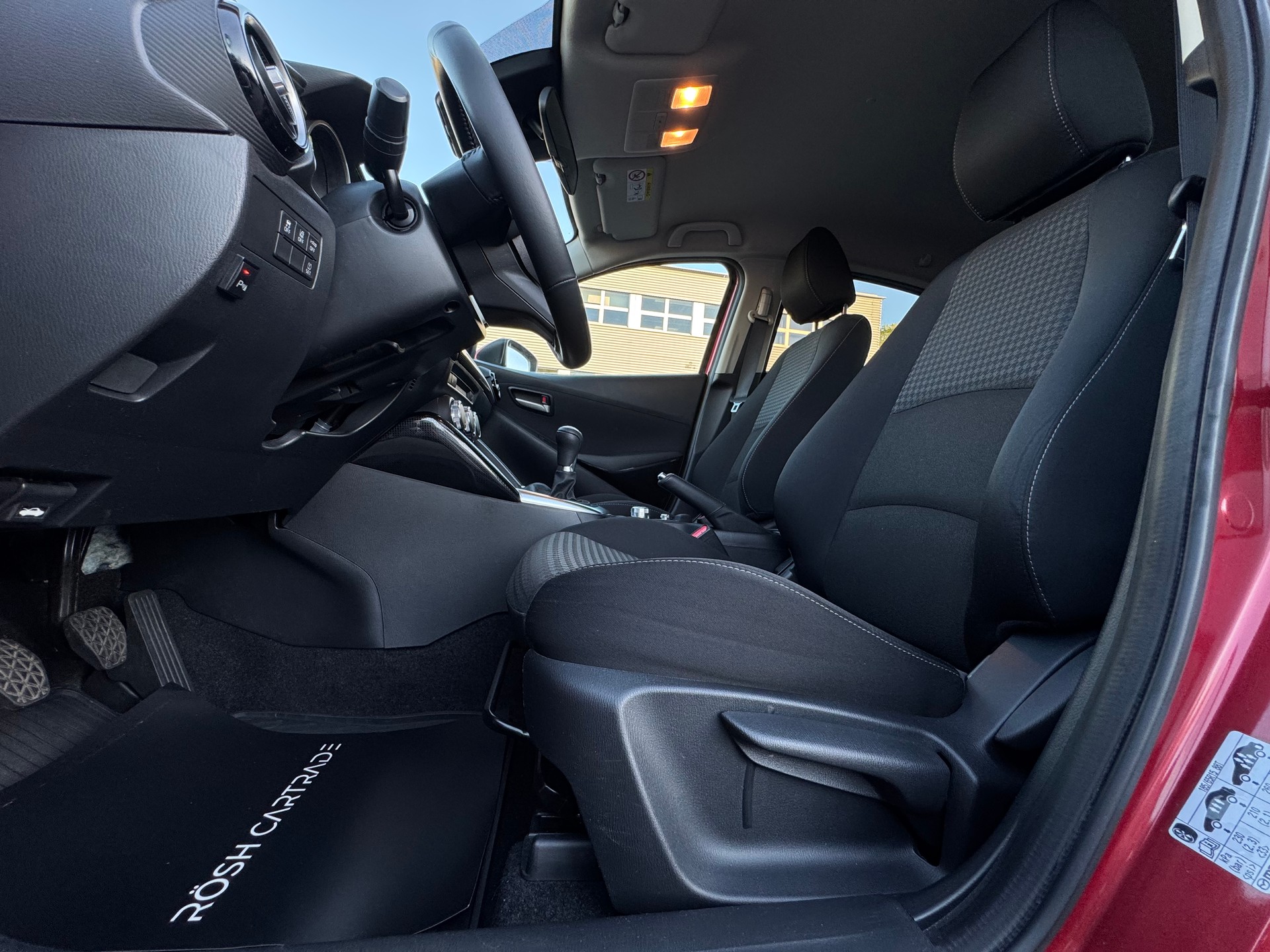 MAZDA 2 SKYACTIV-G 90 Ambition-image-14
