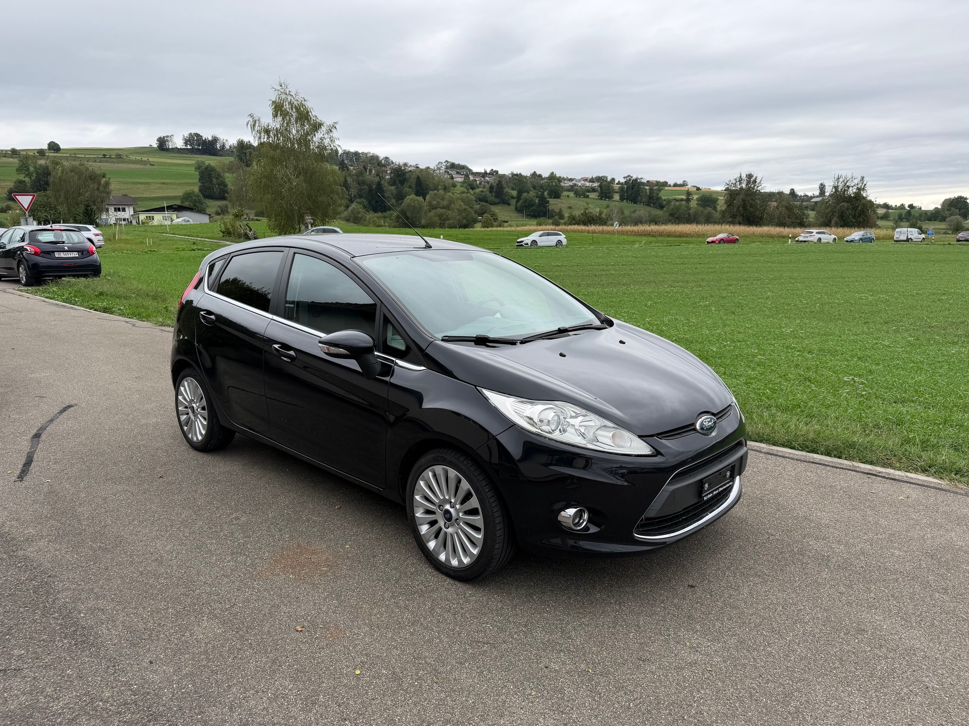 FORD Fiesta 1.4 16V Titanium-image-3