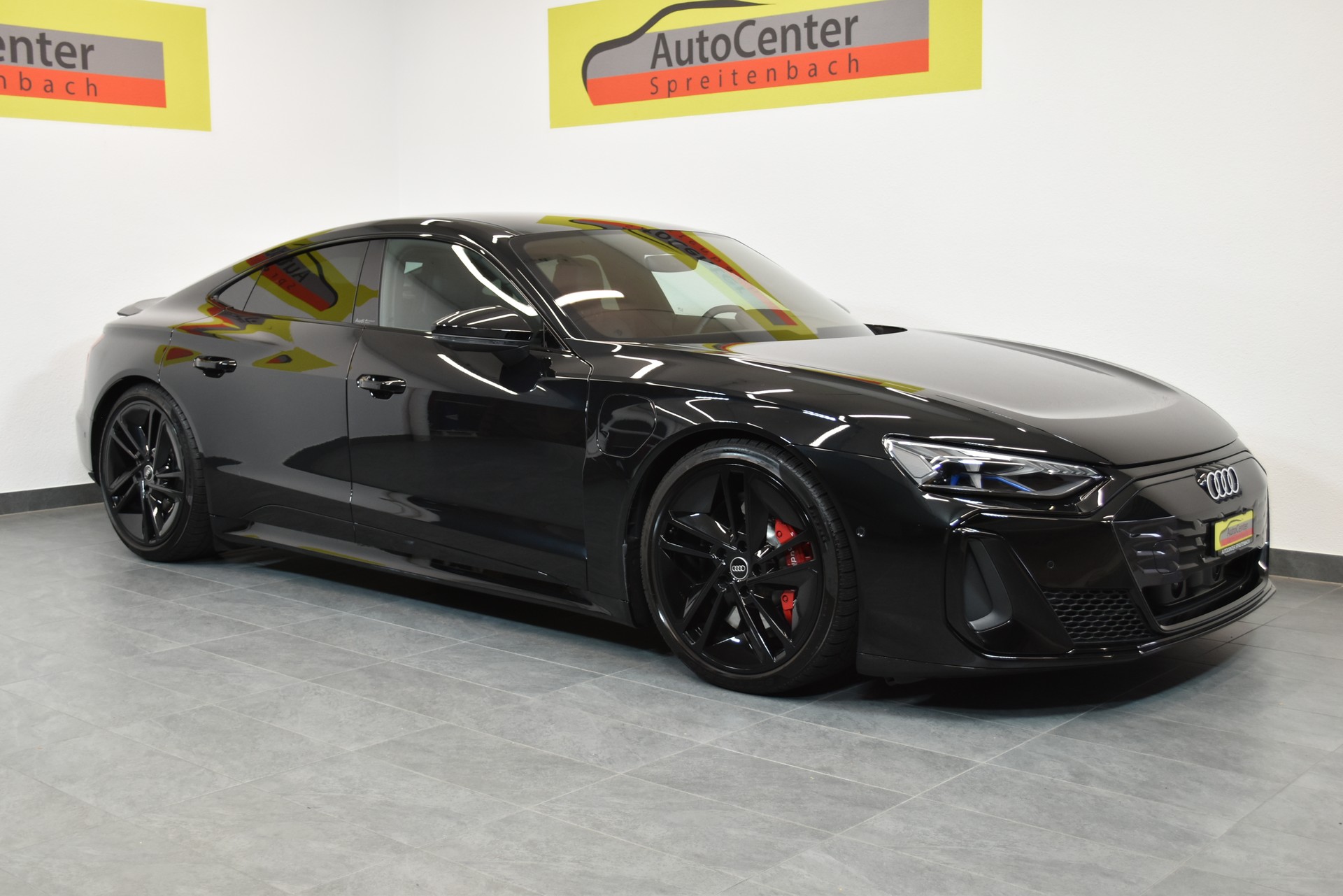 AUDI S e-tron GT quattro-image-1