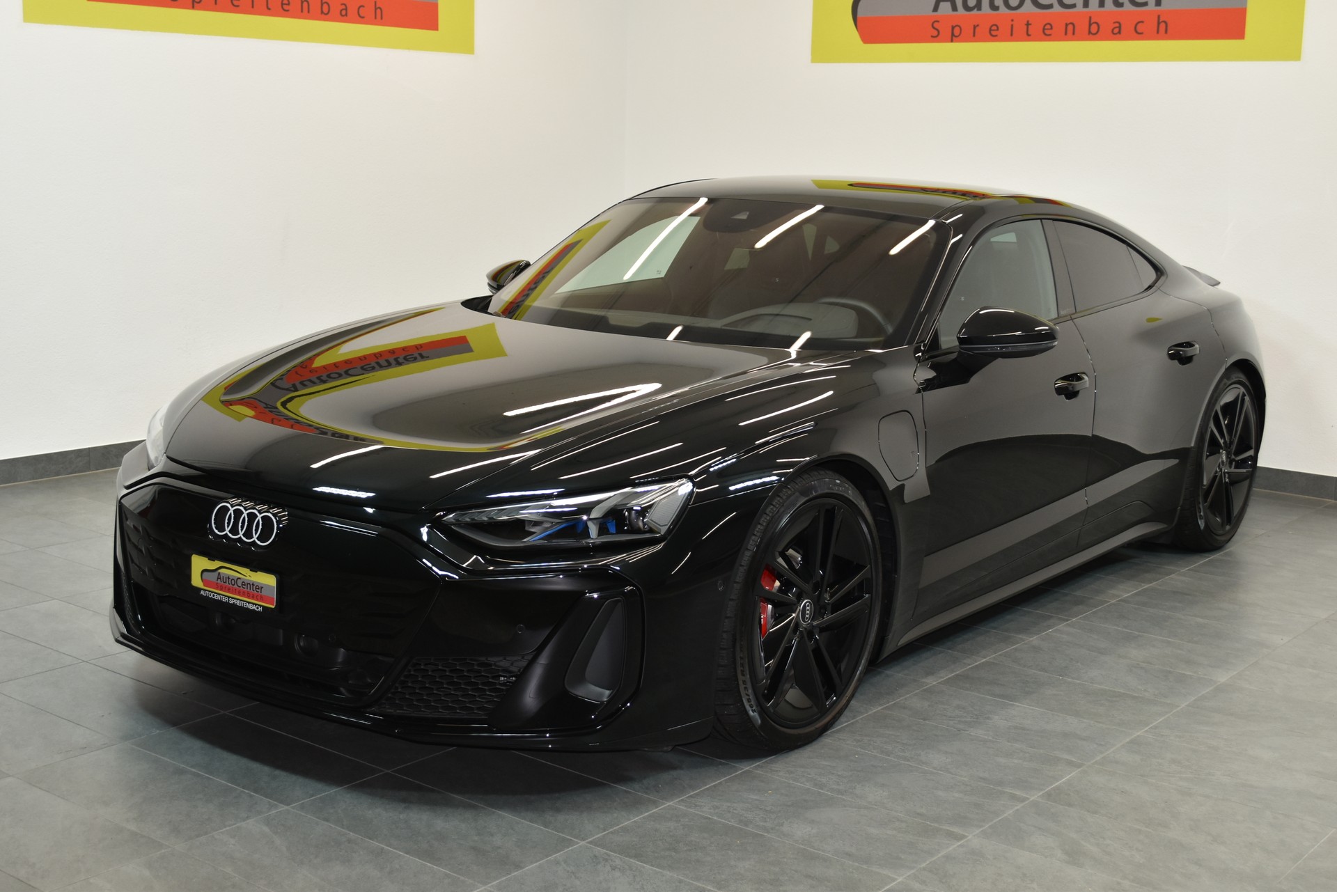 AUDI S e-tron GT quattro-image-2
