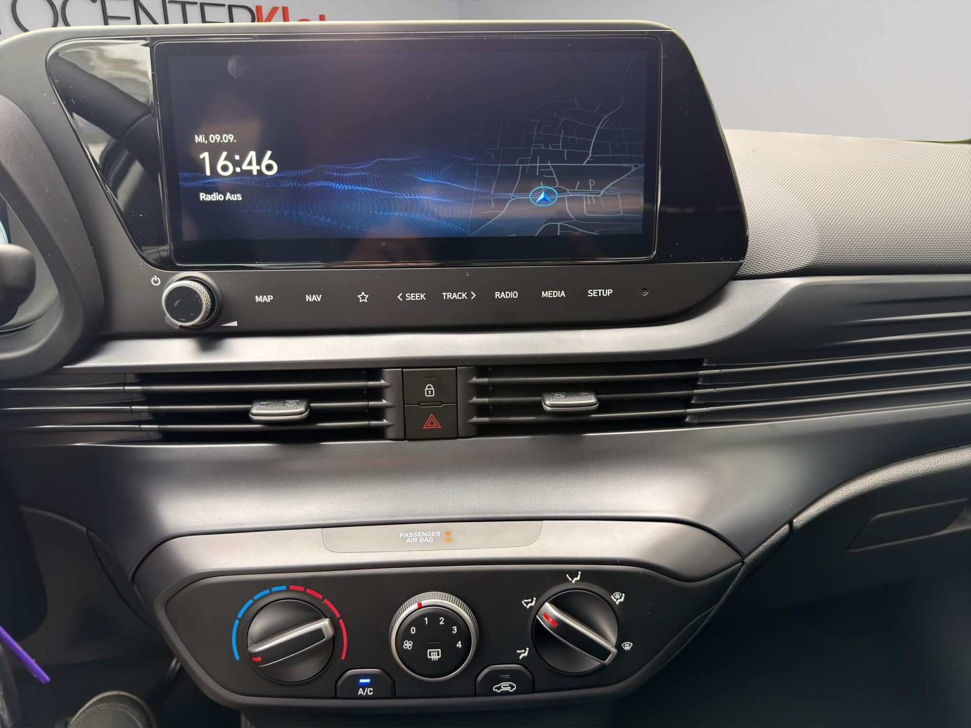 HYUNDAI i20 1.0 T-GDi Origo-image-10