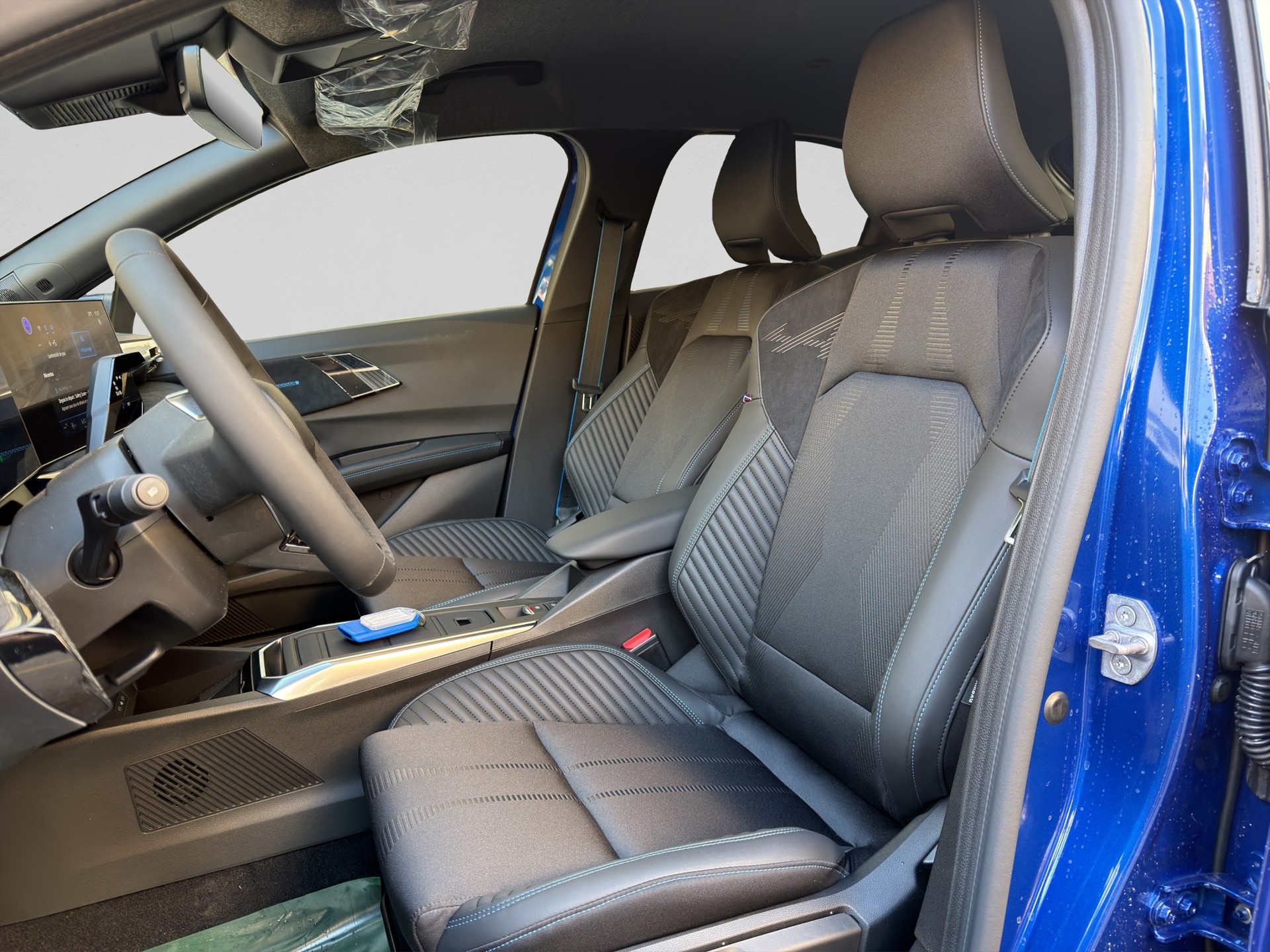 RENAULT Clio 1.8 E-Tech Esprit Alpine-image-4