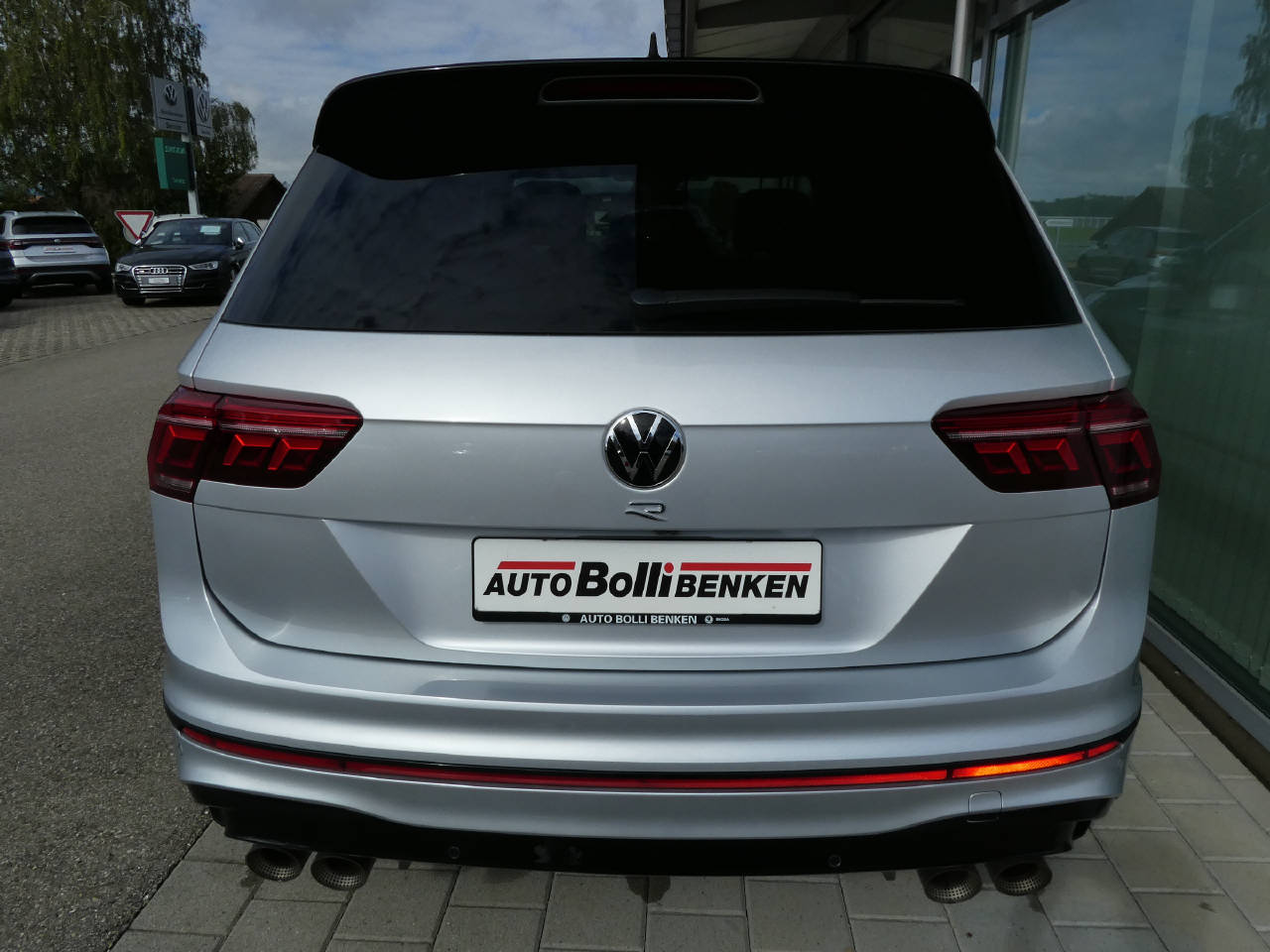 VW Tiguan 2.0 TSI R DSG-image-5