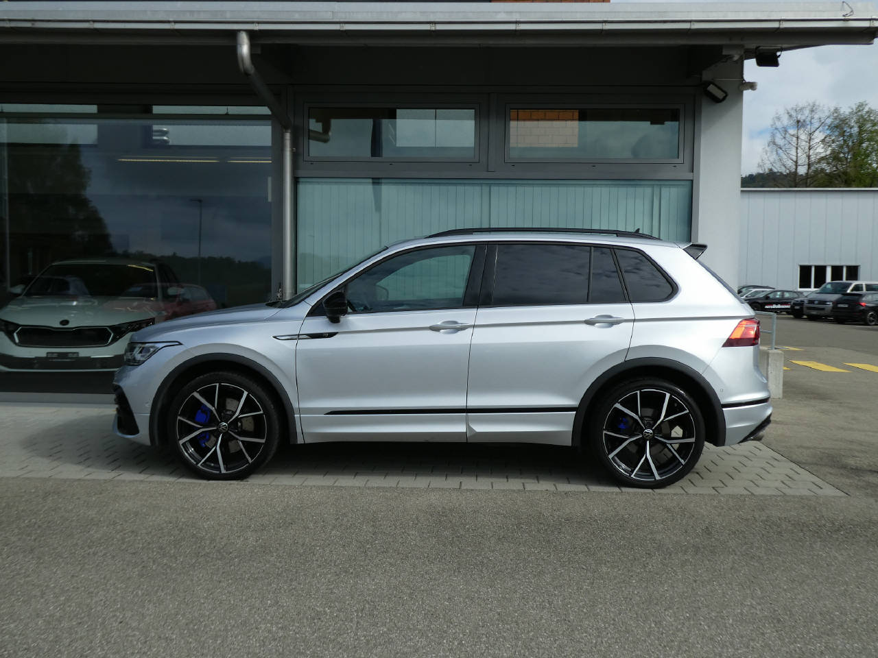VW Tiguan 2.0 TSI R DSG-image-7