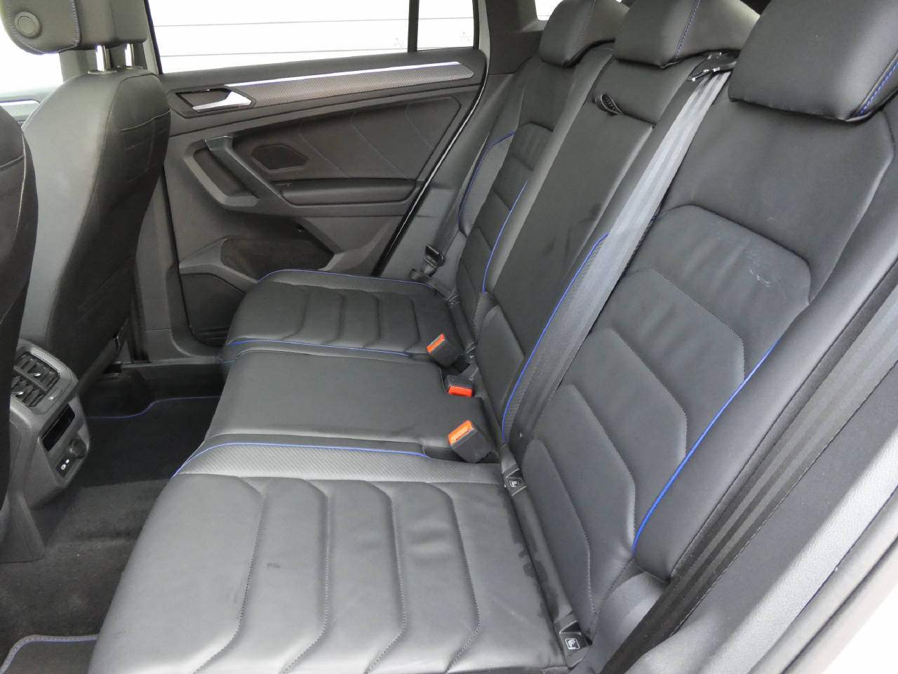 VW Tiguan 2.0 TSI R DSG-image-10