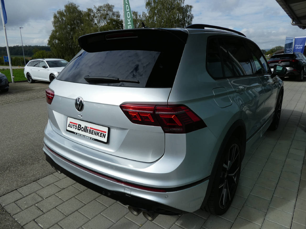 VW Tiguan 2.0 TSI R DSG-image-4