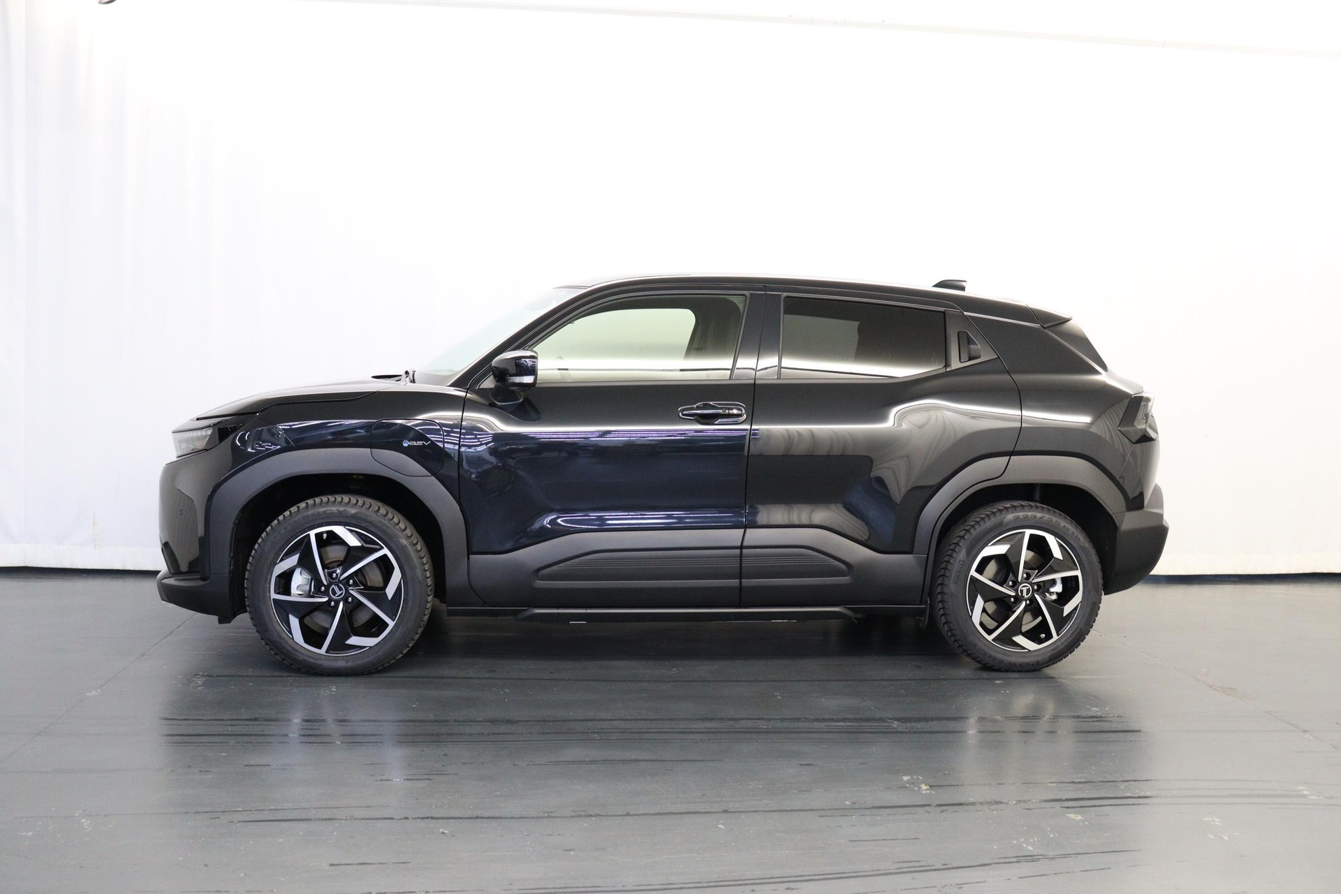 TOYOTA Urban Cruiser Comfort-image-3