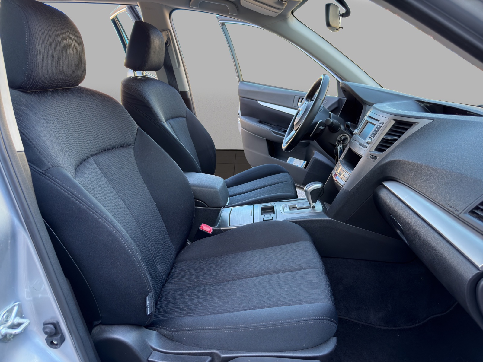 SUBARU Legacy 2.0i Advantage AWD Lineartronic-image-16