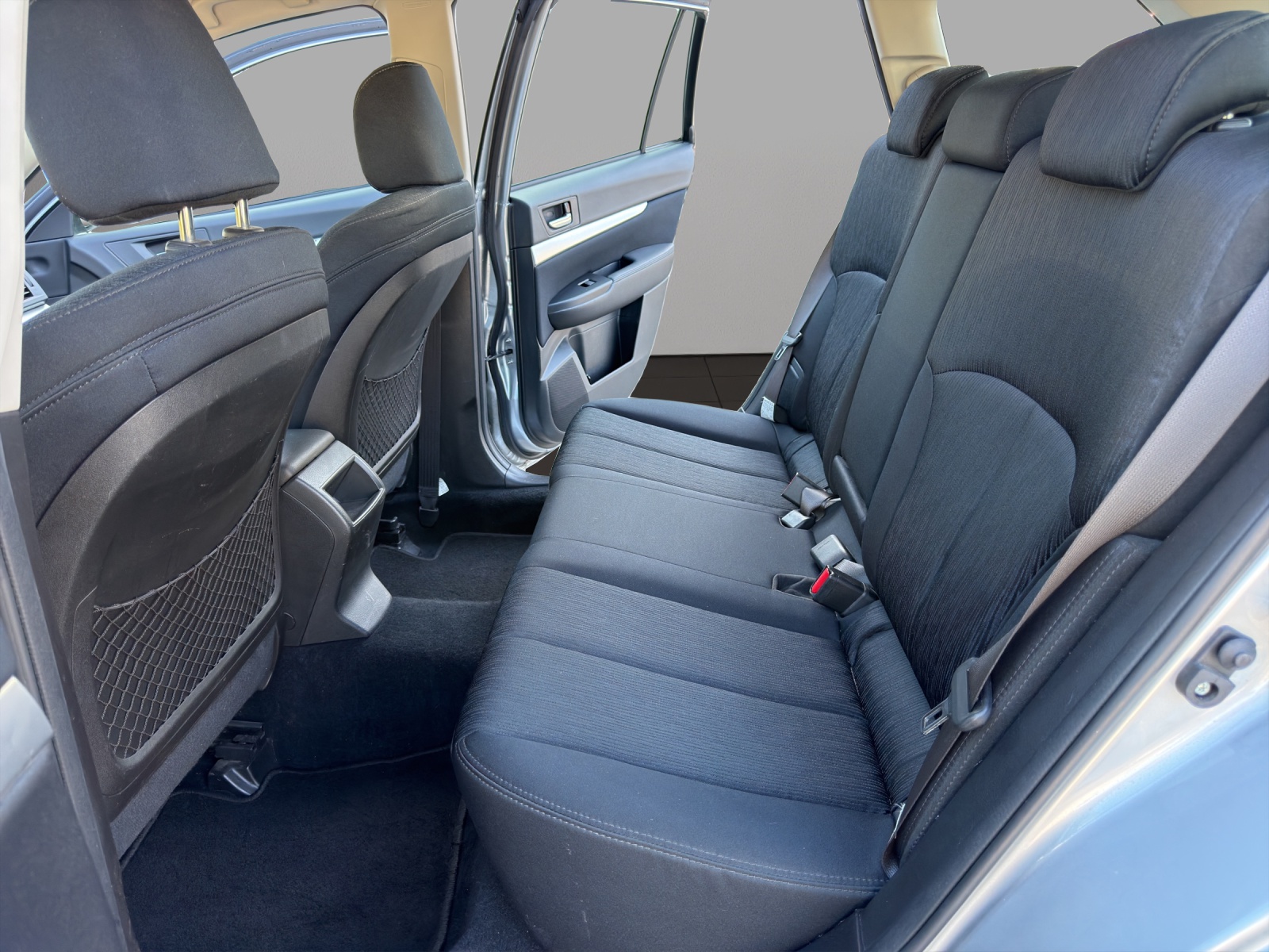 SUBARU Legacy 2.0i Advantage AWD Lineartronic-image-12
