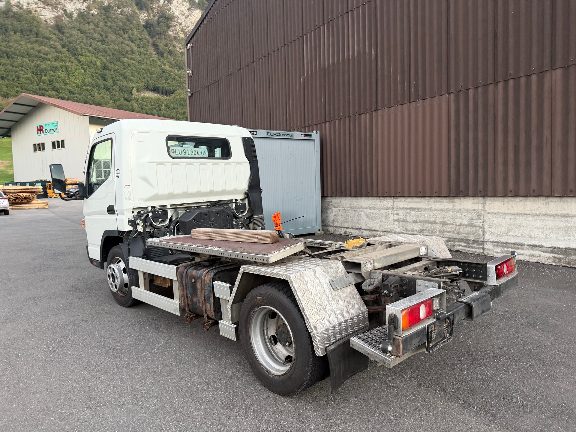 MITSUBISHI FUSO Canter 7C15-image-8