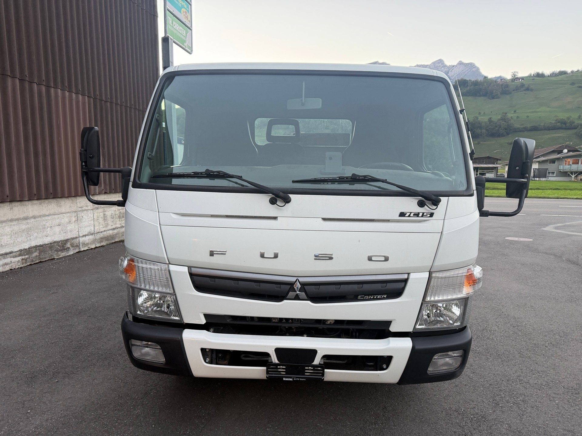 MITSUBISHI FUSO Canter 7C15-image-0