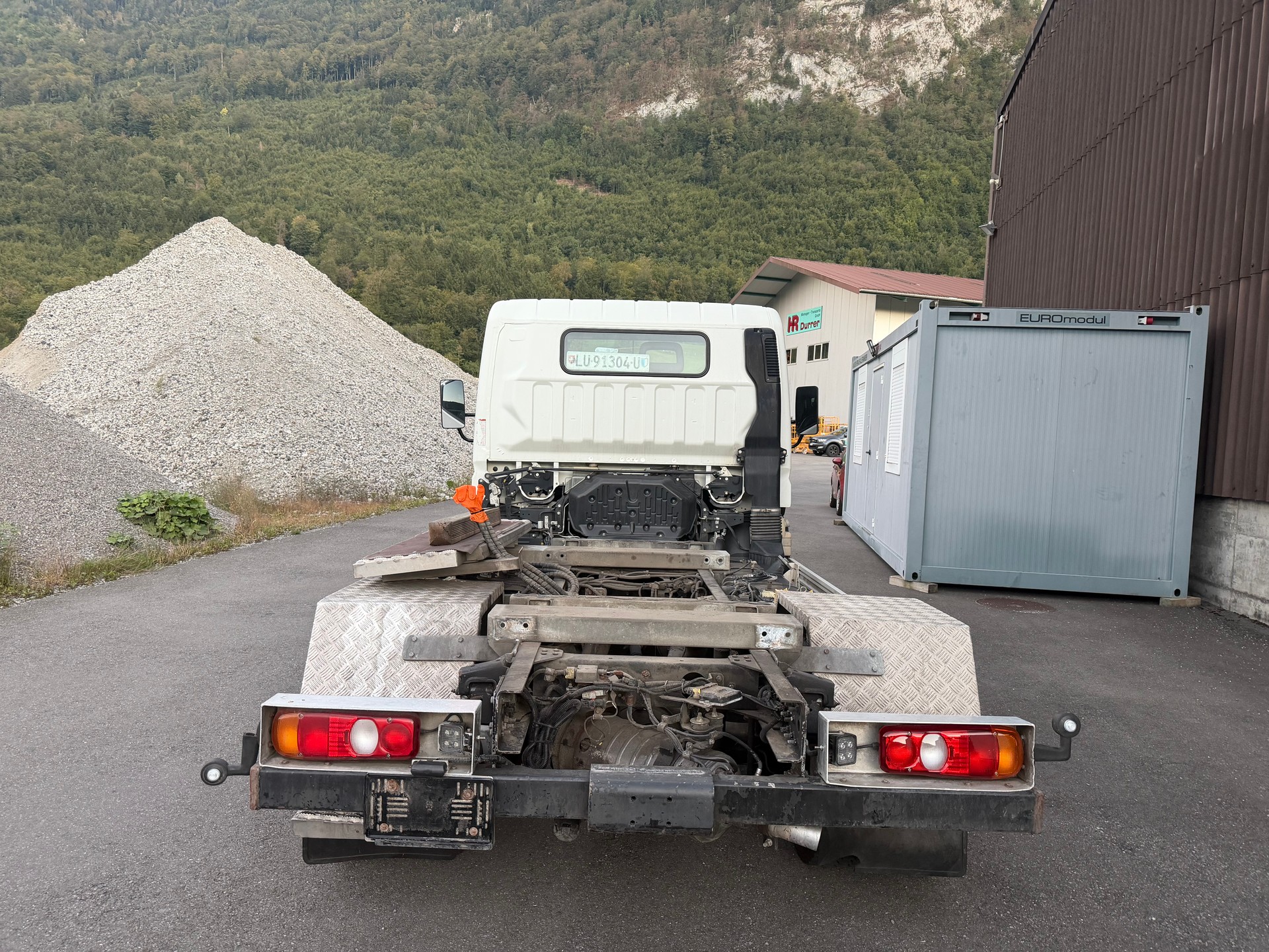 MITSUBISHI FUSO Canter 7C15-image-3