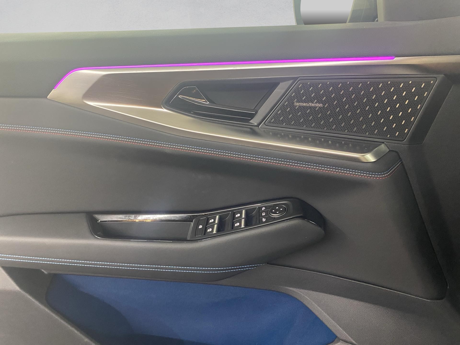 RENAULT Rafale 1.2 E-Tech Hybrid 200 Esprit Alpine-image-19