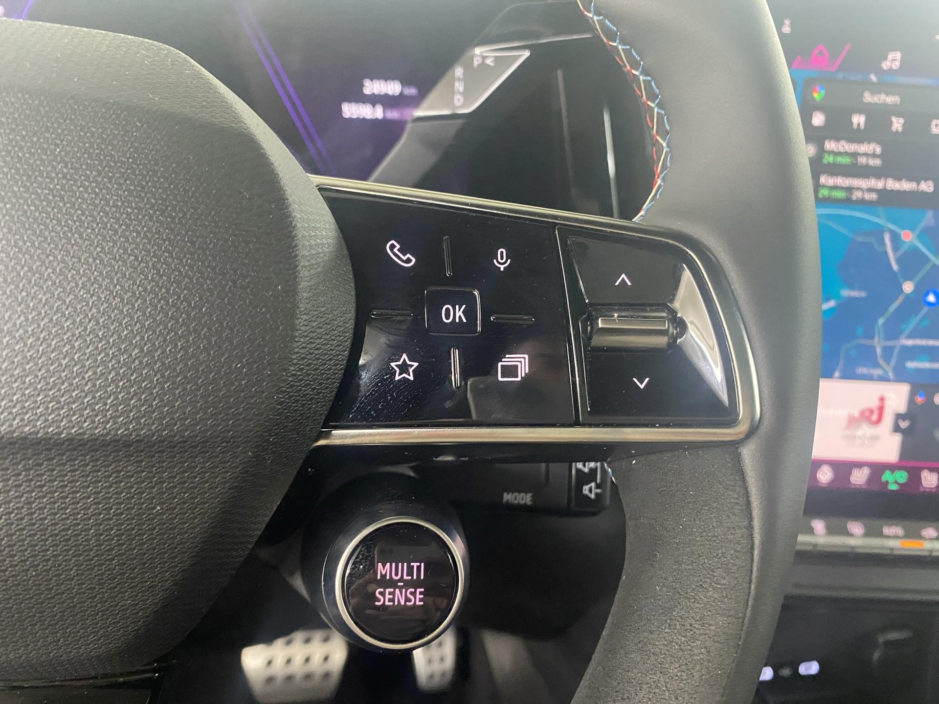 RENAULT Rafale 1.2 E-Tech Hybrid 200 Esprit Alpine-image-14