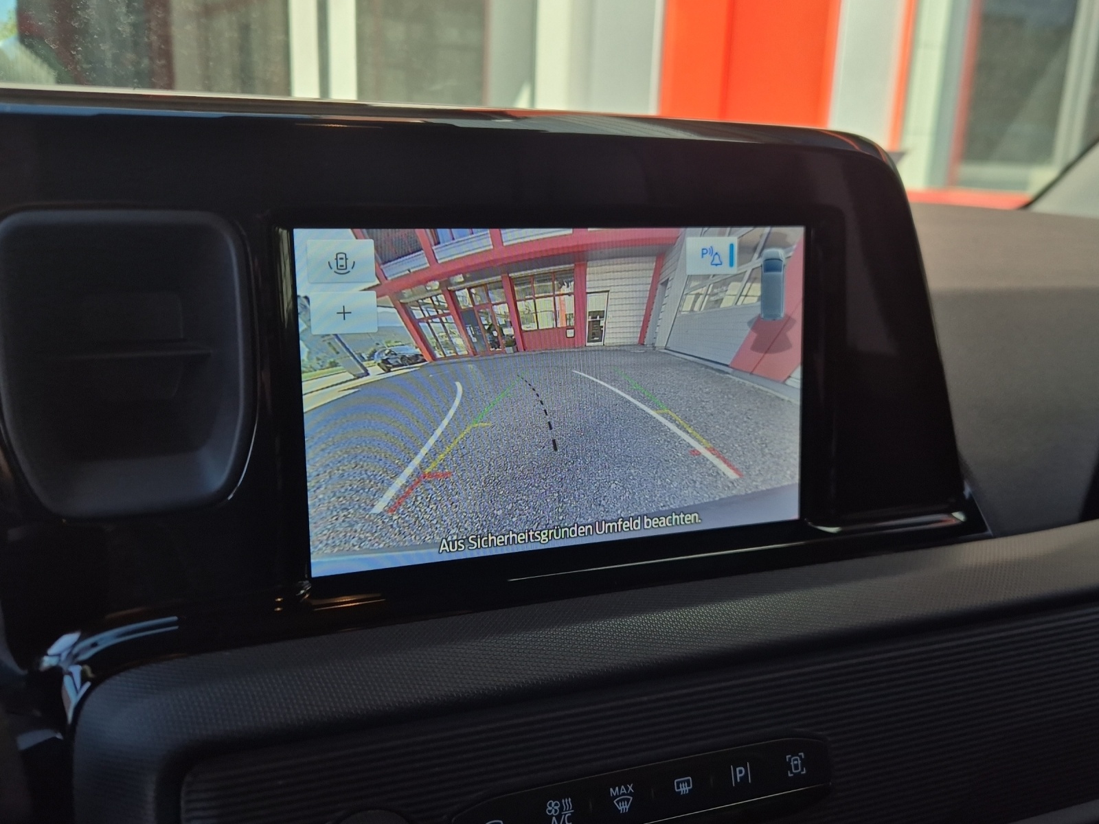 FORD Transit Courier Van 1.0 EcoBoost Trend-image-13