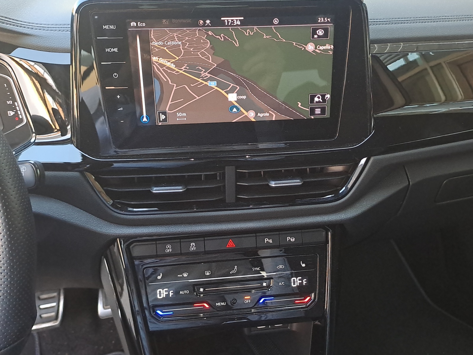VW T-Roc 2.0 TSI R DSG 4Motion-image-10