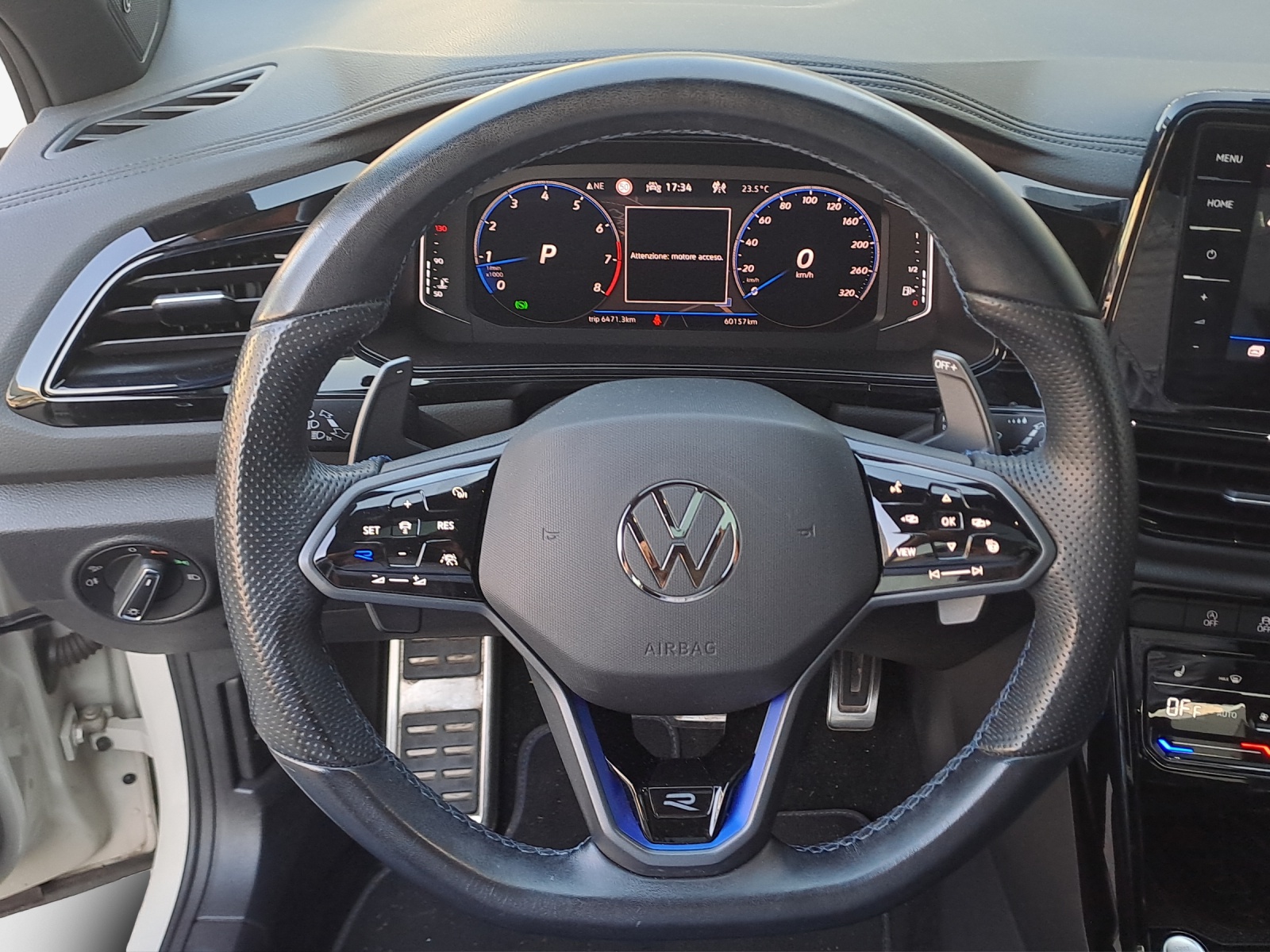VW T-Roc 2.0 TSI R DSG 4Motion-image-9