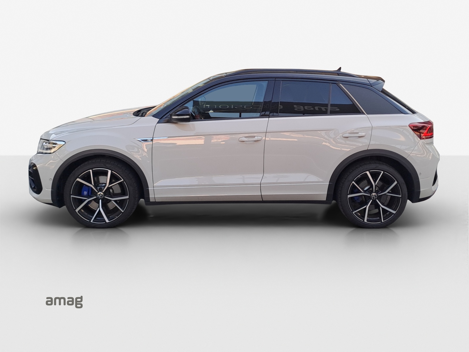 VW T-Roc 2.0 TSI R DSG 4Motion-image-1
