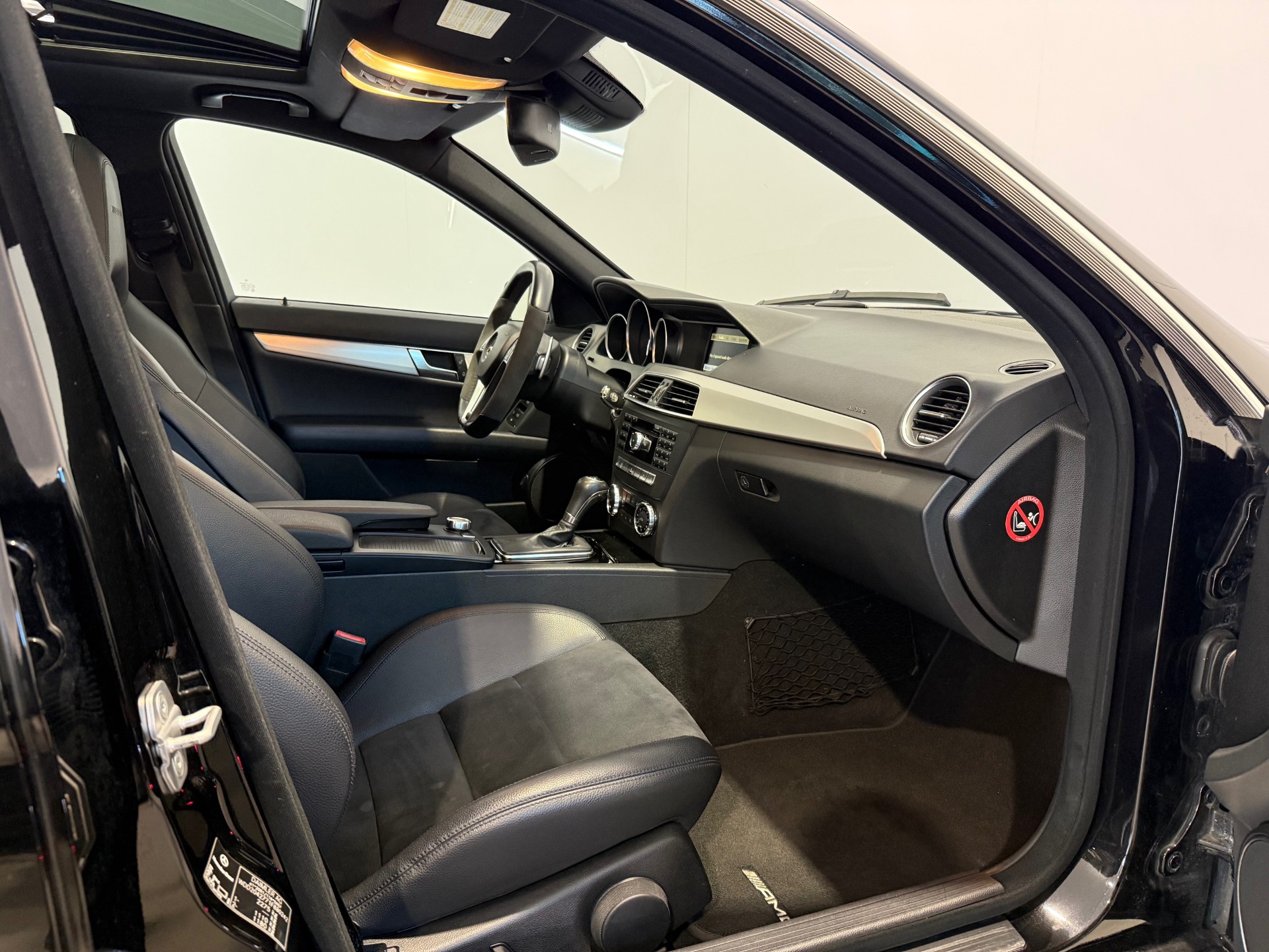 MERCEDES-BENZ C 63 AMG 487 Avantgarde Speedshift MCT-image-11