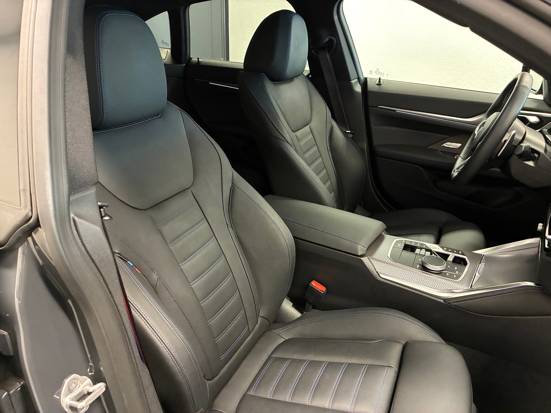 BMW M440i xDrive Gran Coupé-image-10