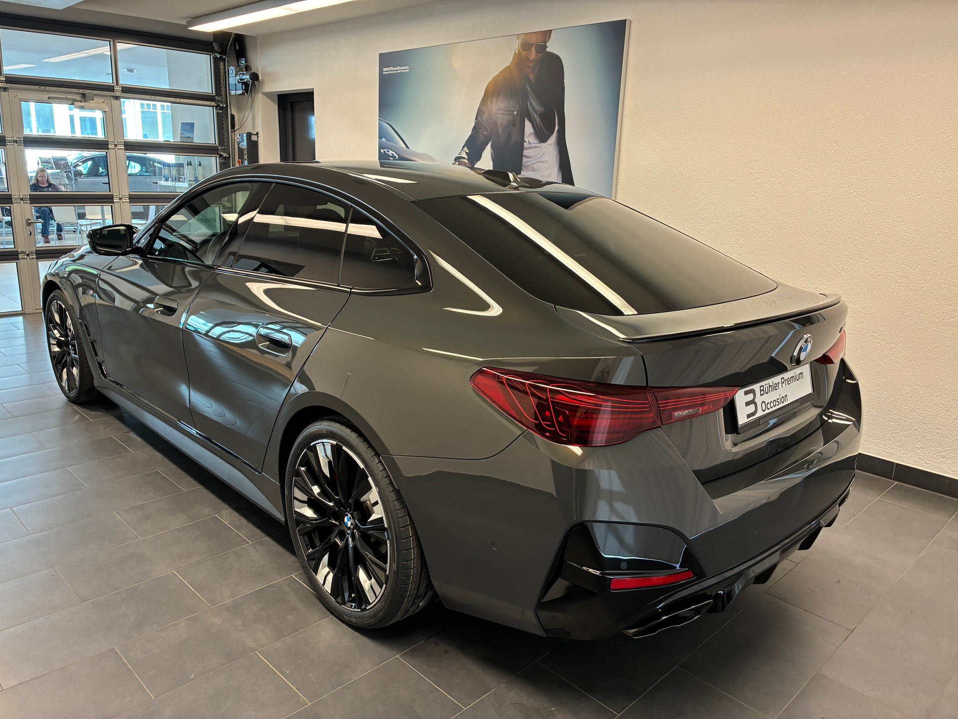 BMW M440i xDrive Gran Coupé-image-3
