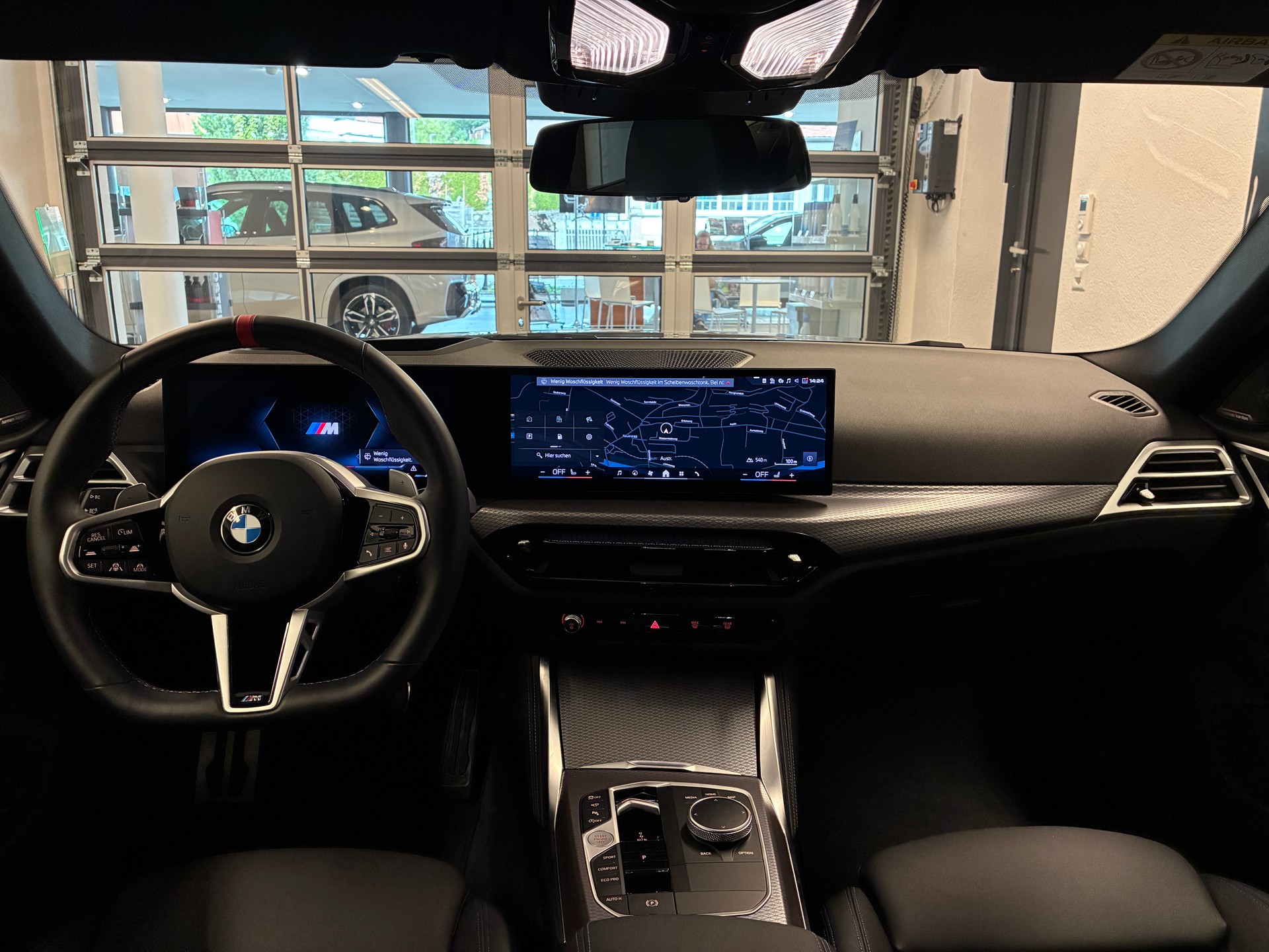 BMW M440i xDrive Gran Coupé-image-12