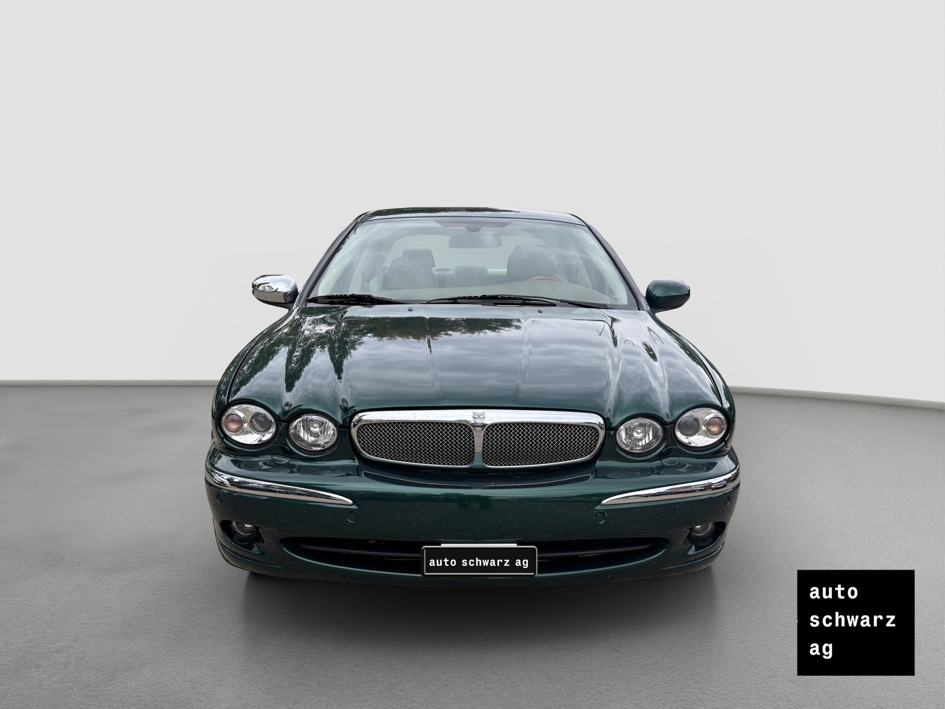 JAGUAR X-Type 3.0 V6 Traction4 Sovereign Anniv. Pack Aut.-image-1