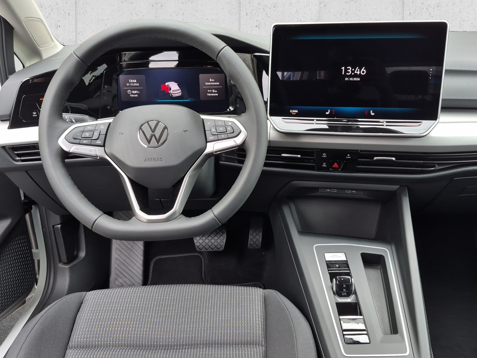 VW Golf 1.5 e TSI mHEV Value DSG-image-13